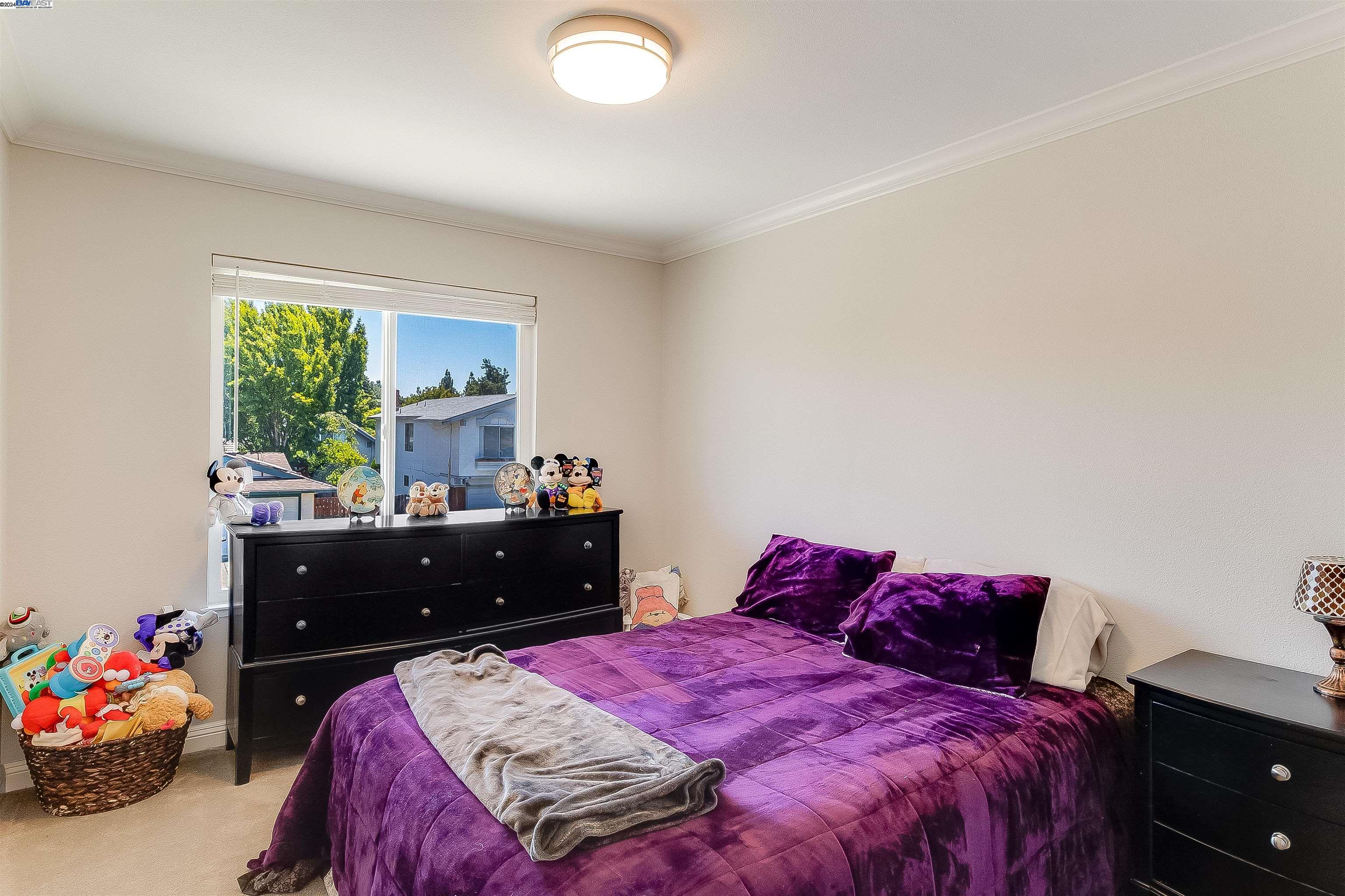 377 Arlington Cir