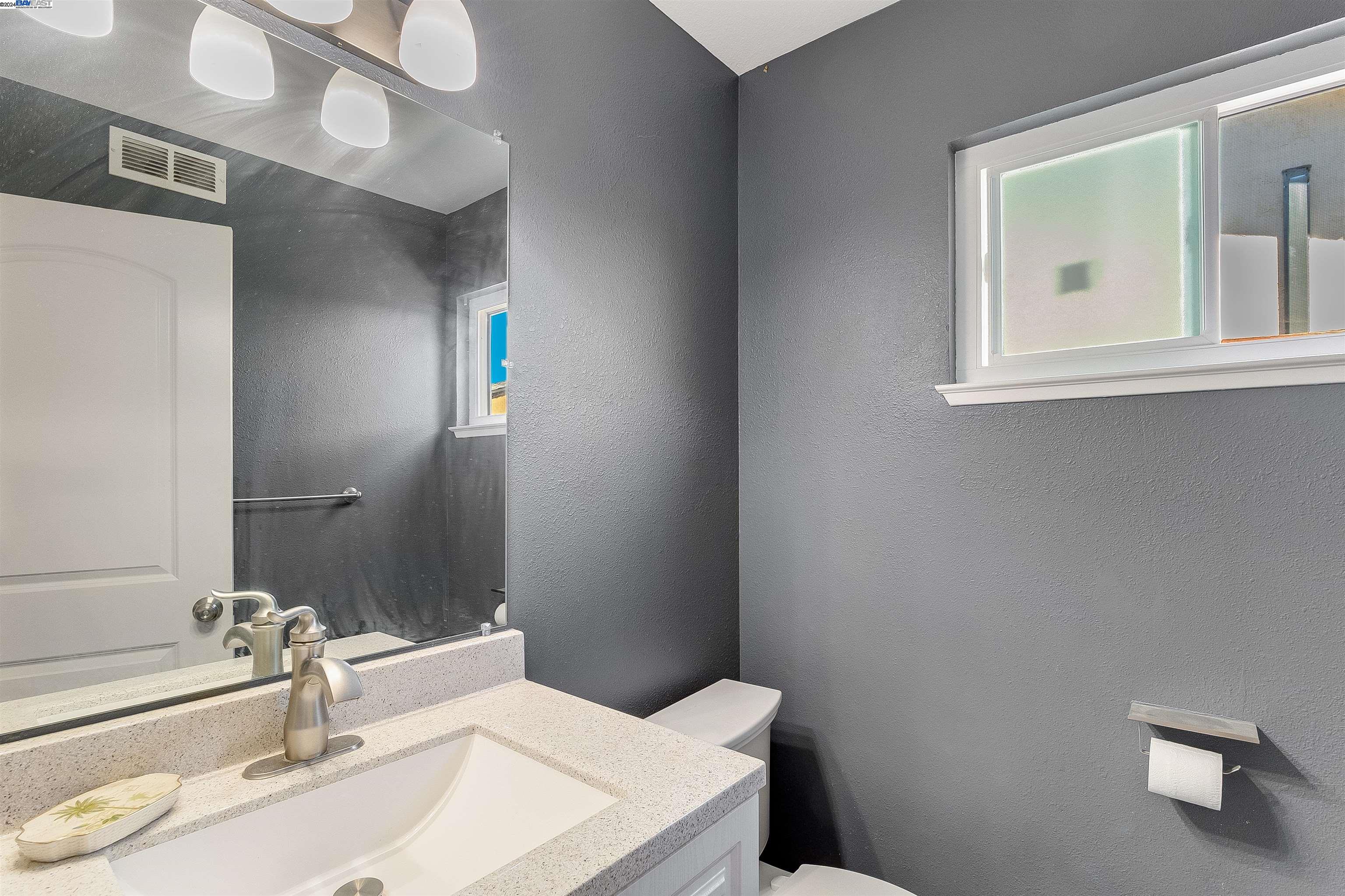 377 Arlington Cir