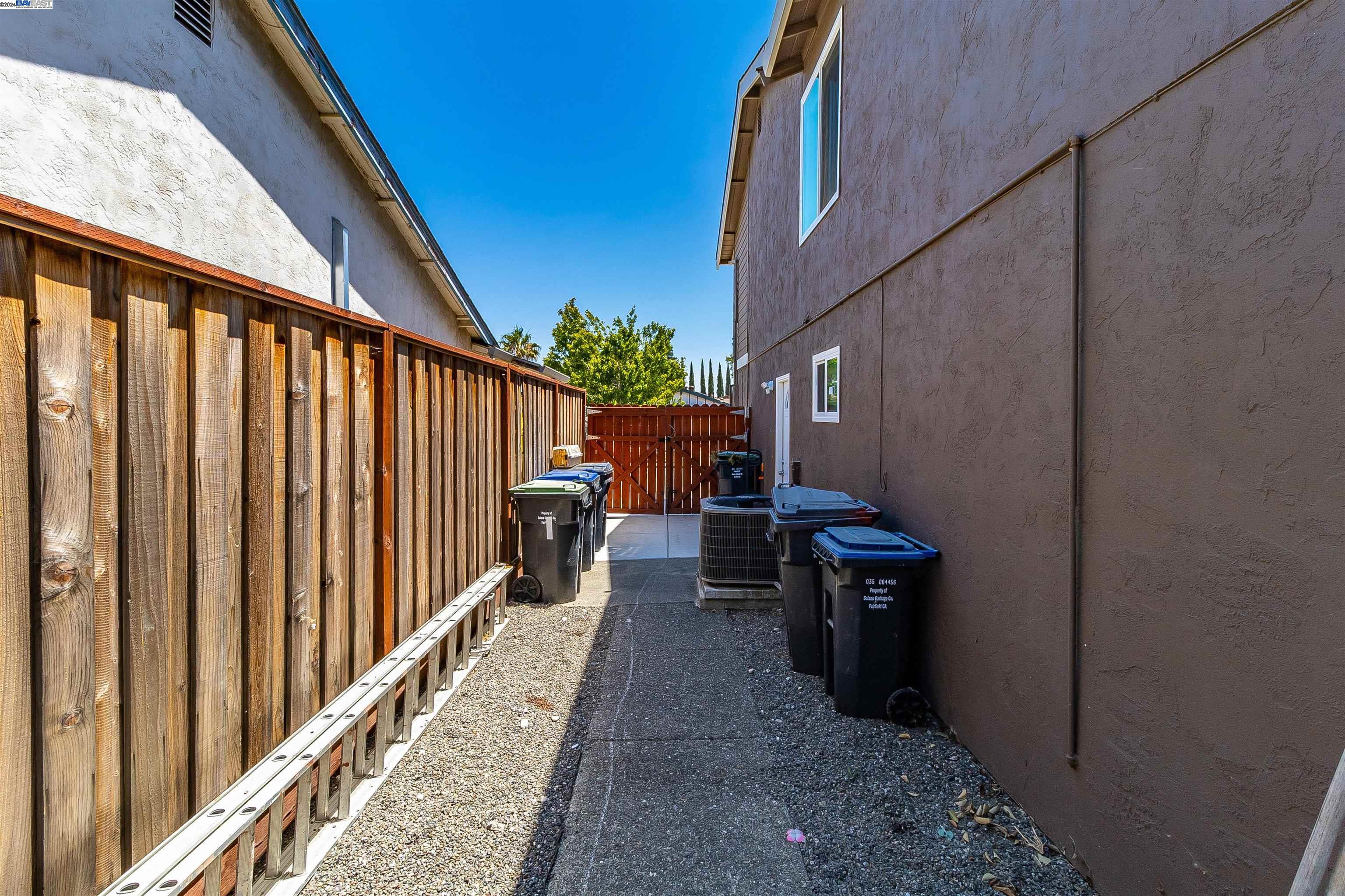 377 Arlington Cir