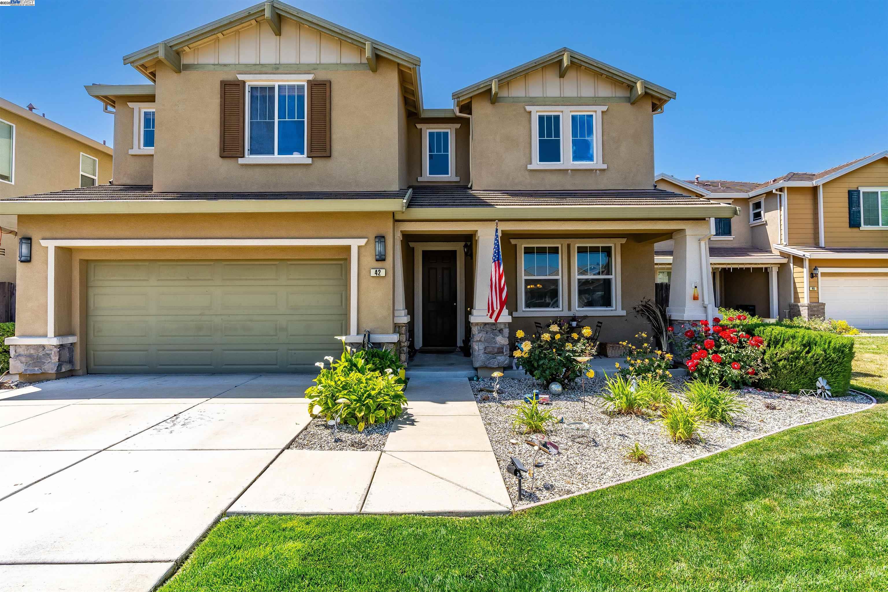 42 Sugarbush Ct