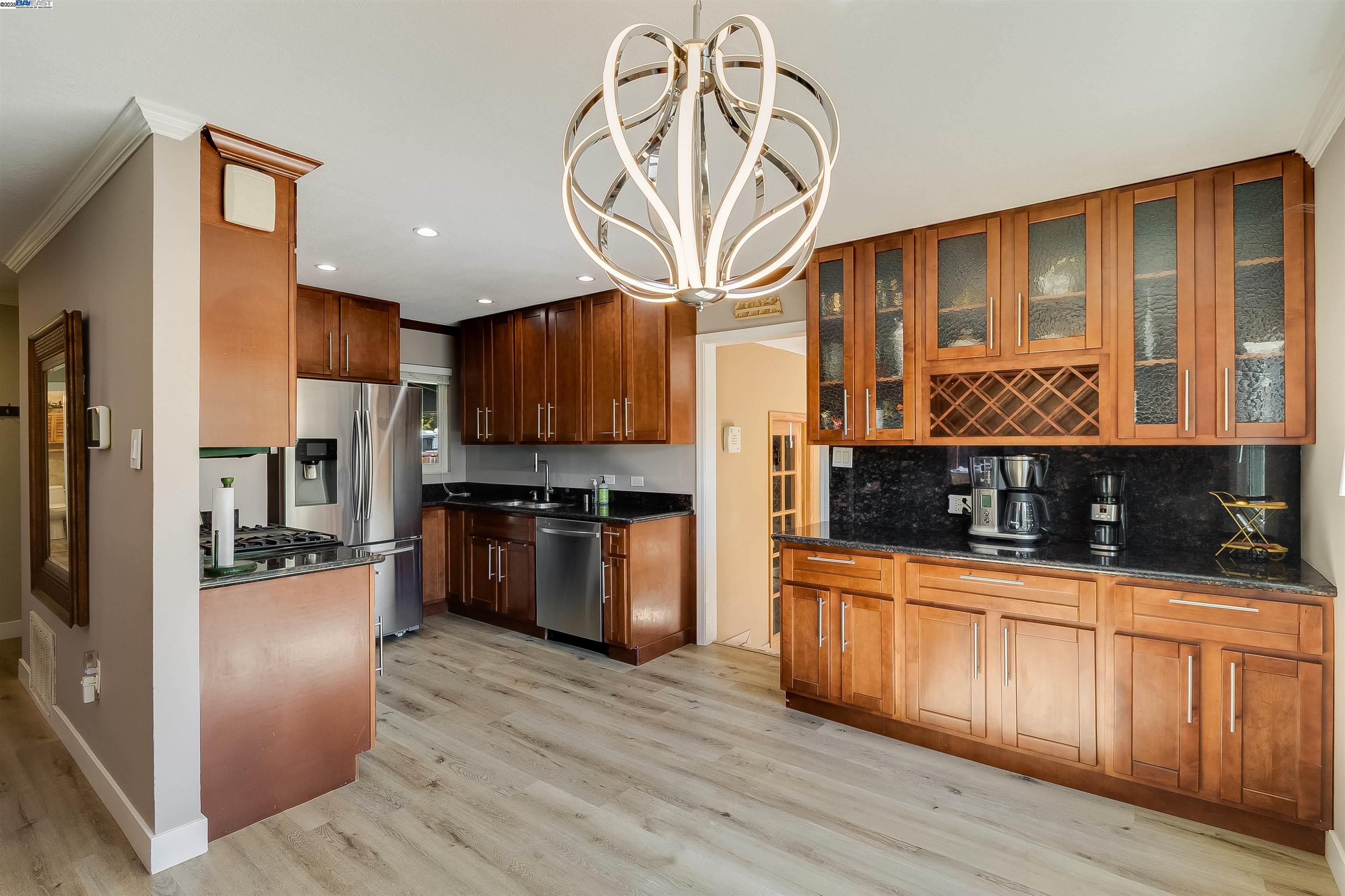 3454 3454 Halifax Way