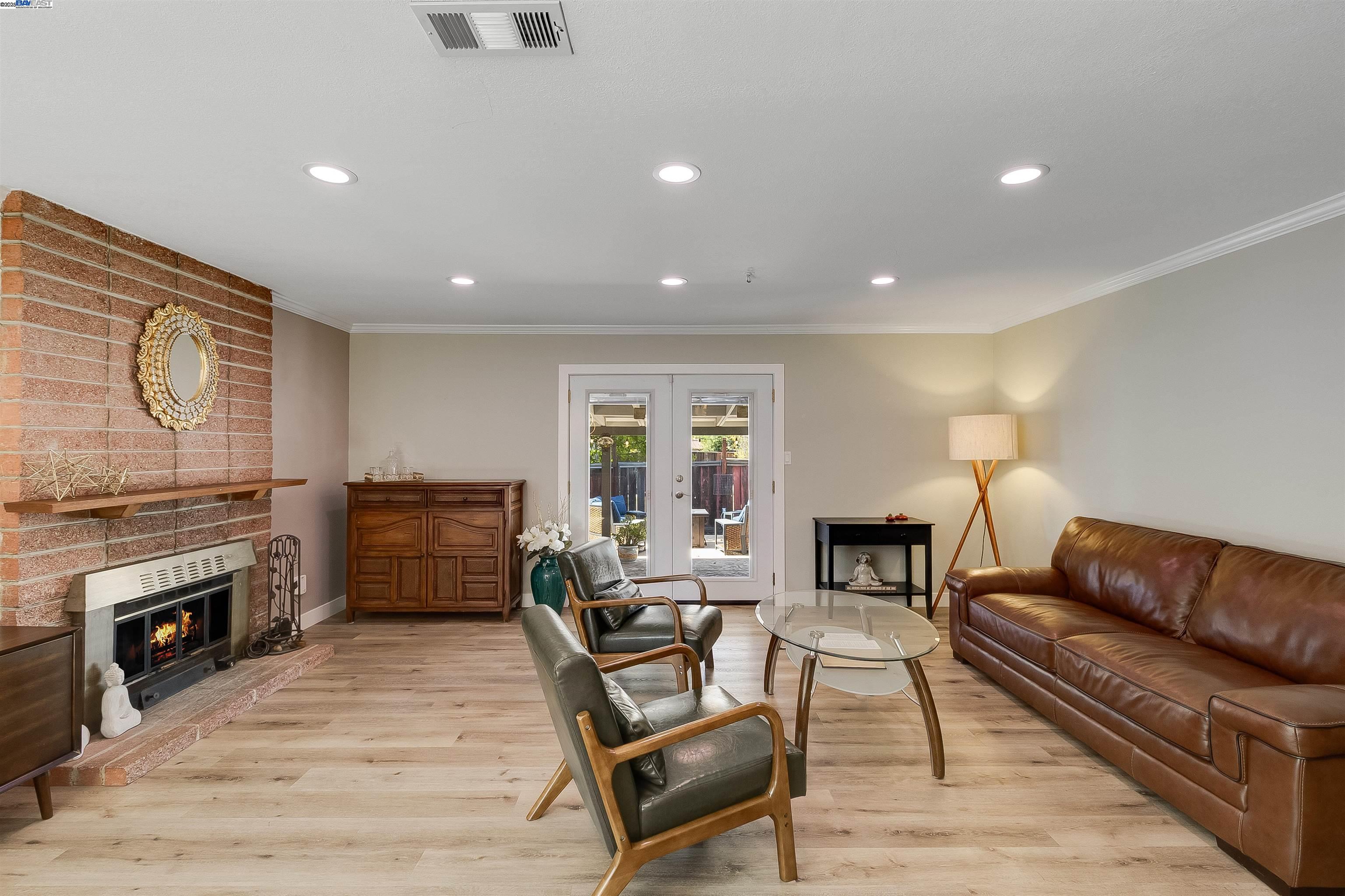 3454 3454 Halifax Way