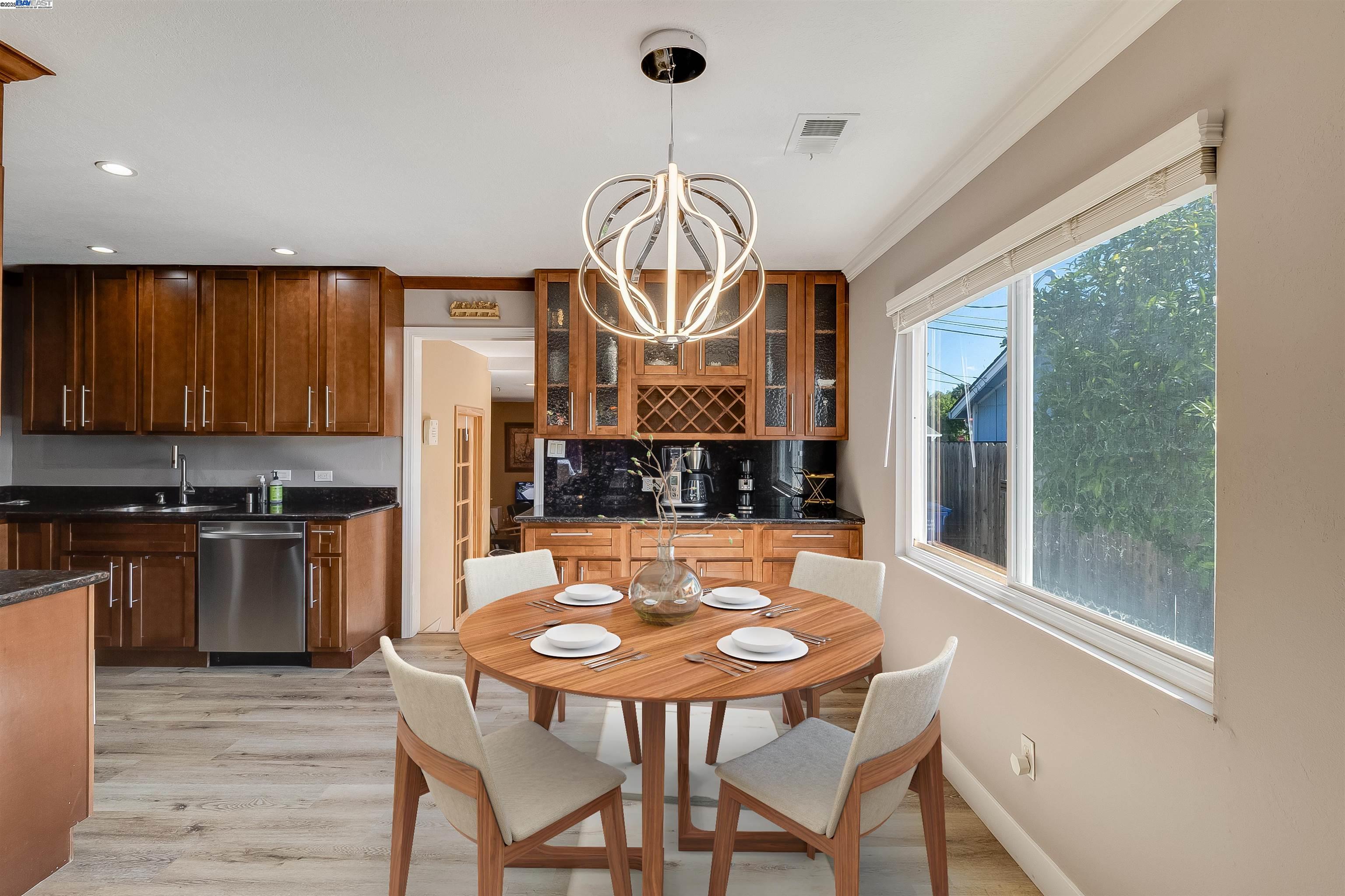 3454 3454 Halifax Way