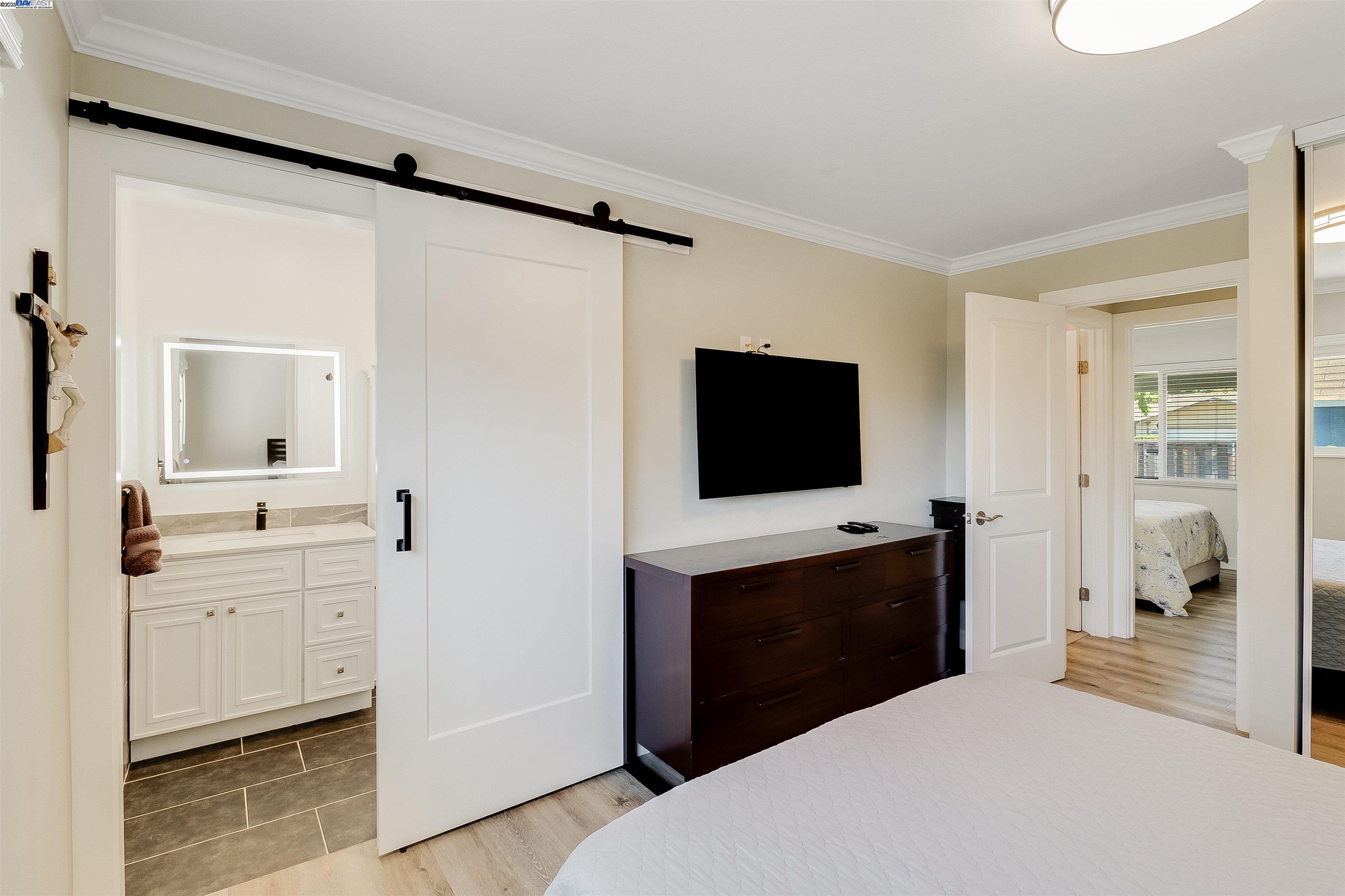 3454 3454 Halifax Way