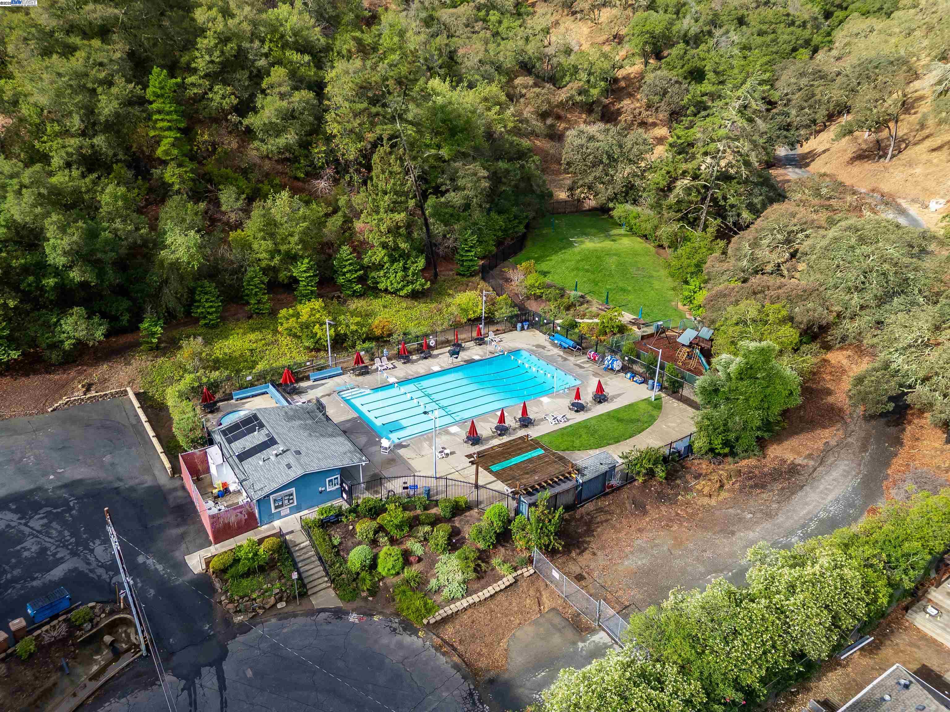 5644 Likins Ave