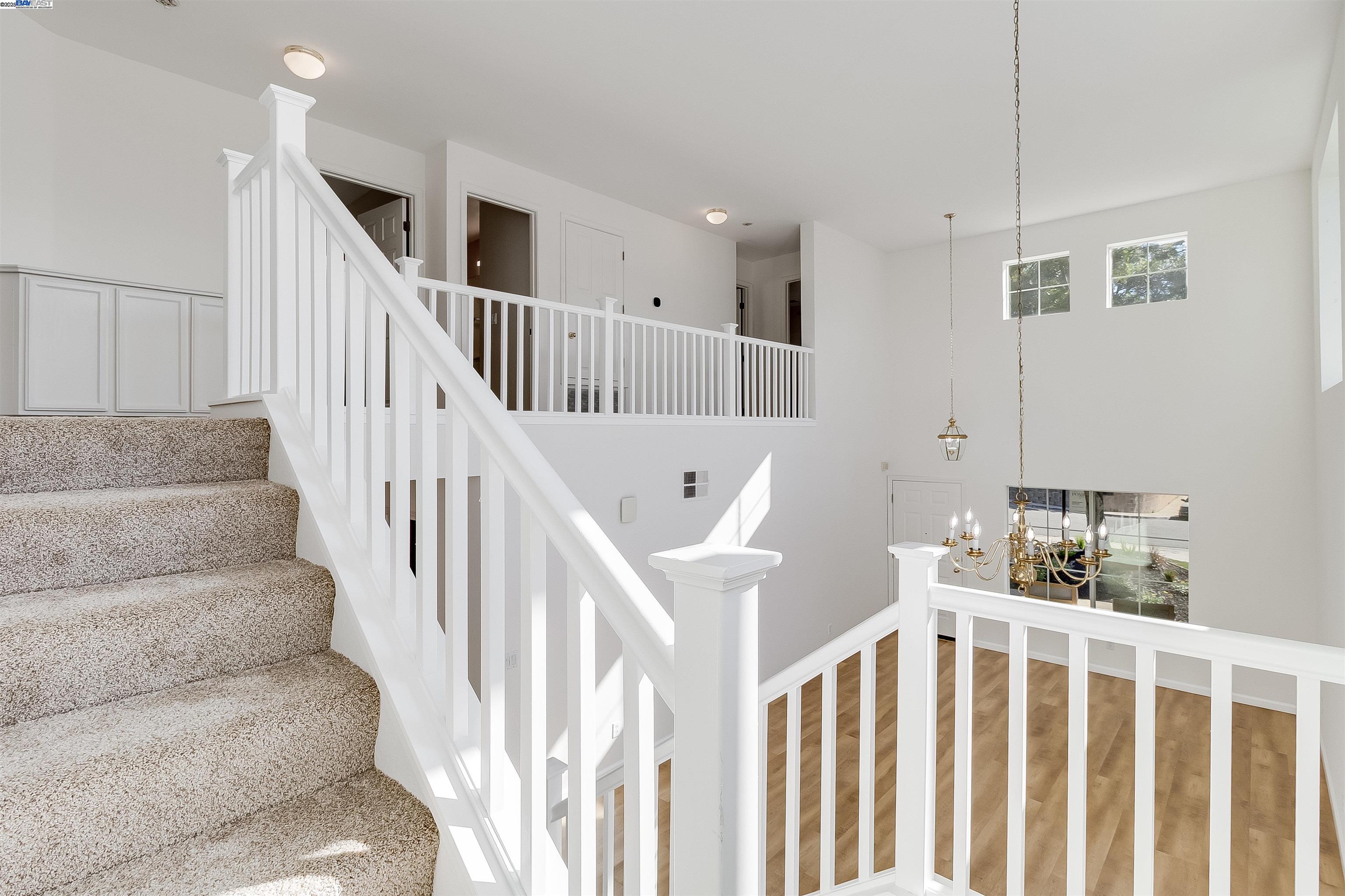 592 Ross Cir, Martinez