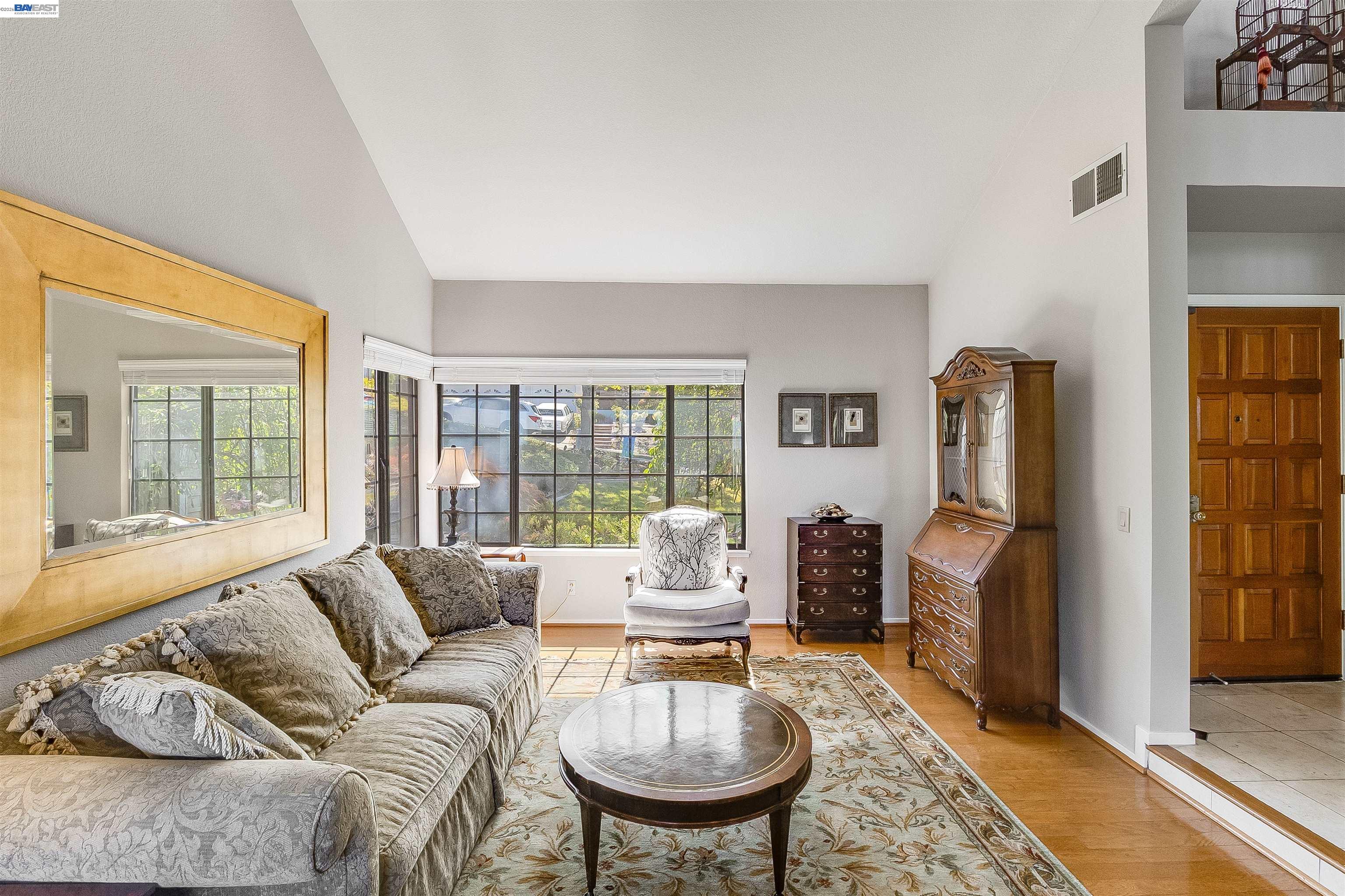 2321 Ascot Pkwy