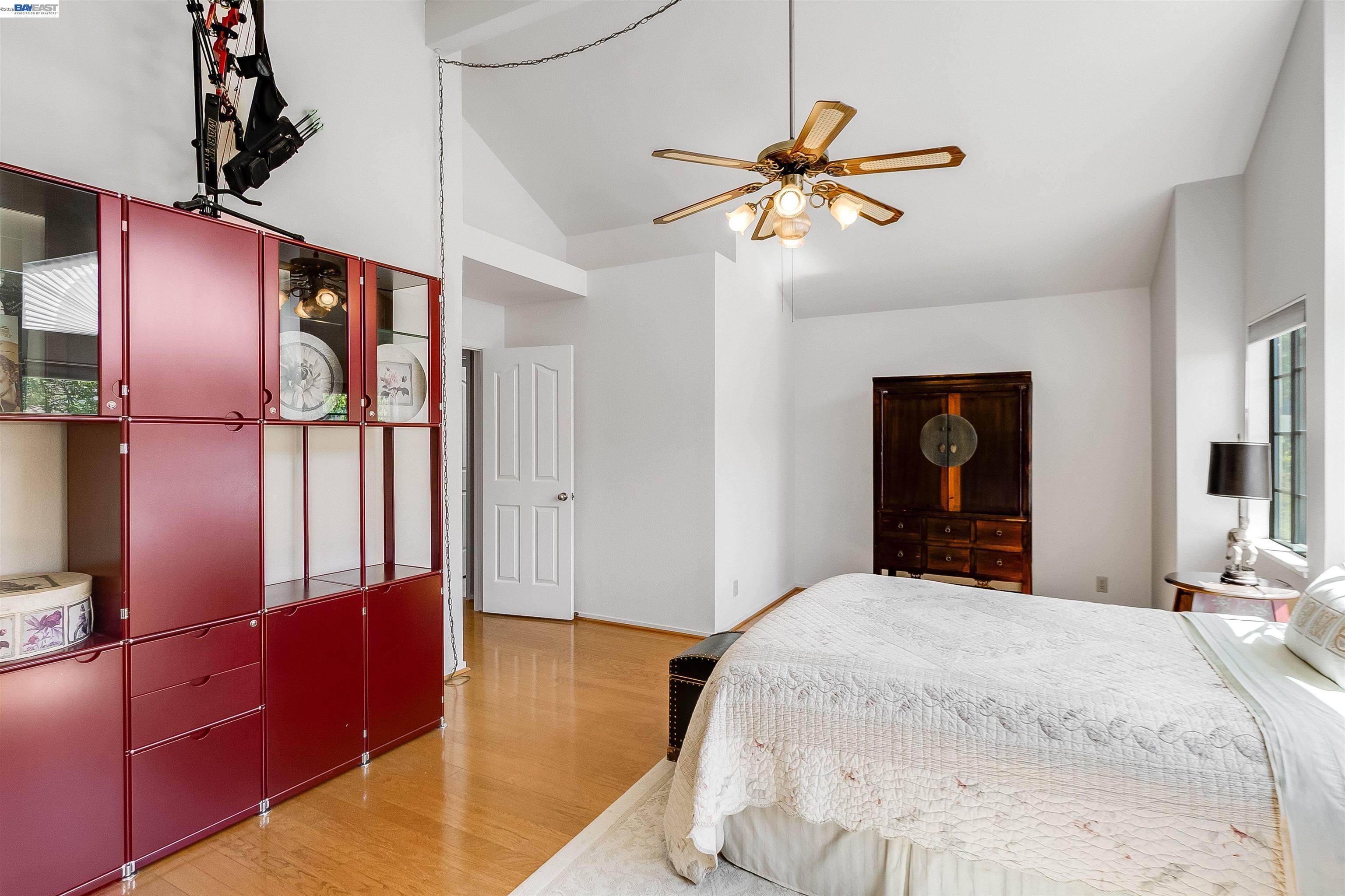 2321 Ascot Pkwy