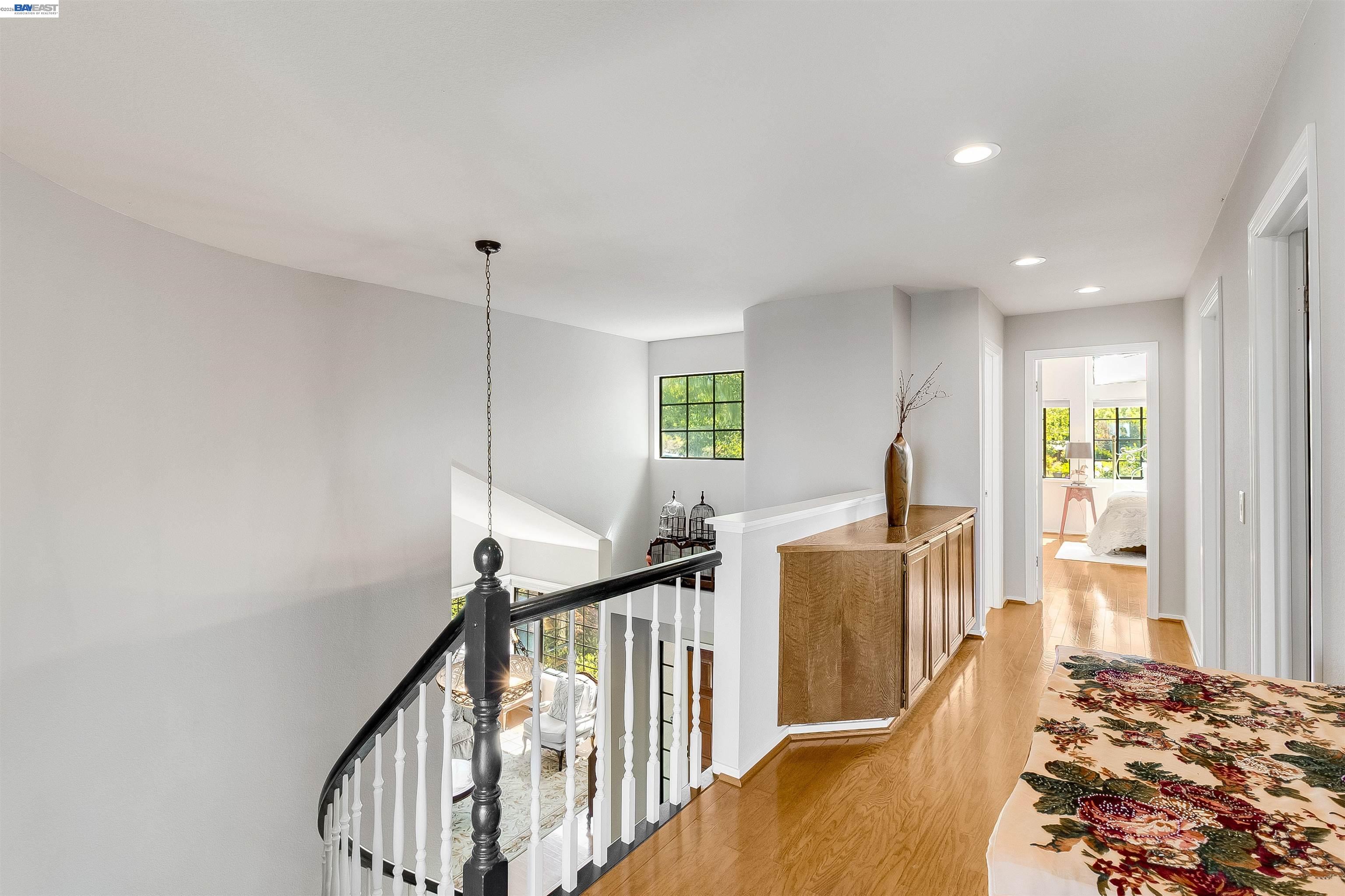 2321 Ascot Pkwy