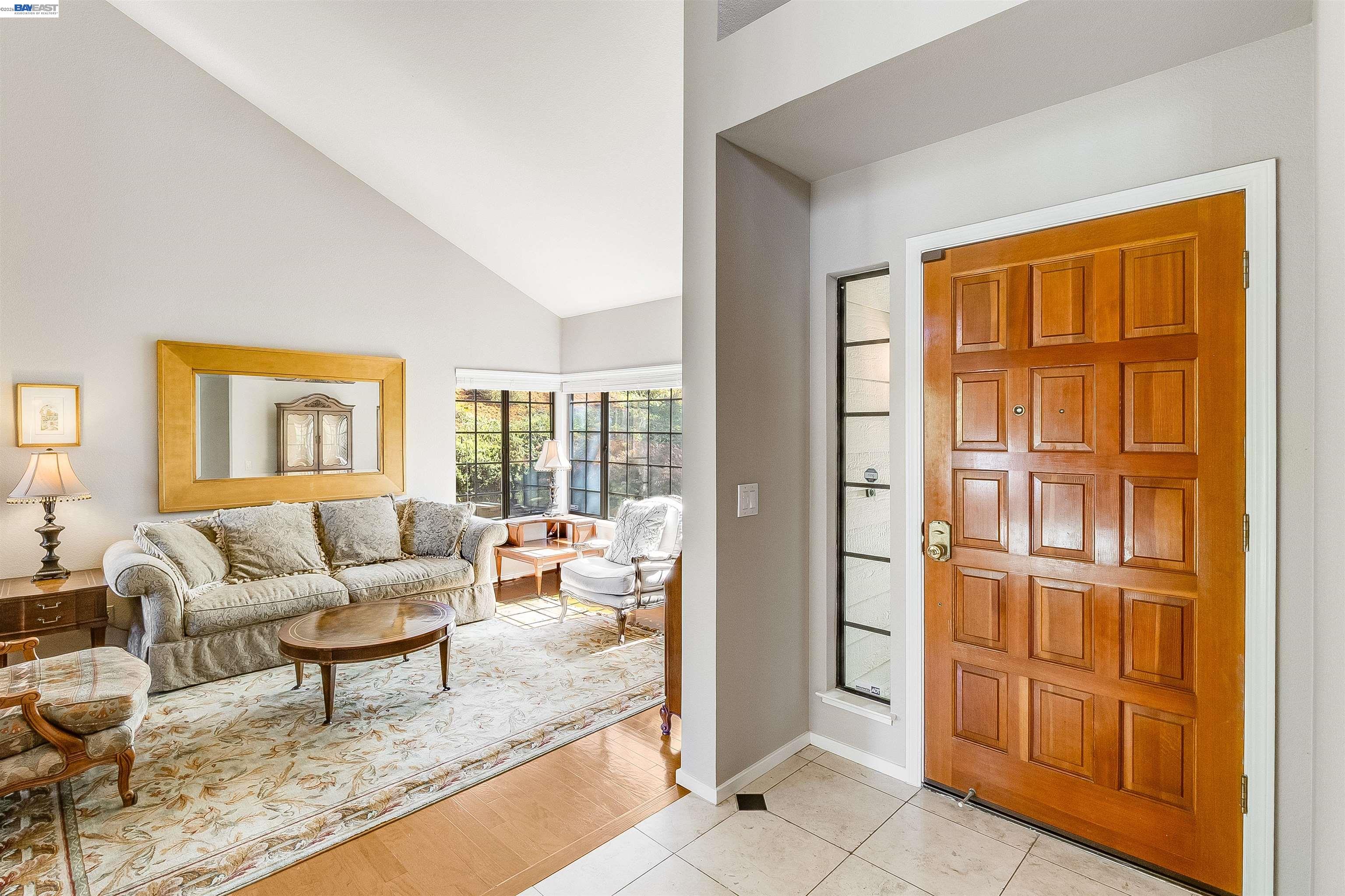 2321 Ascot Pkwy