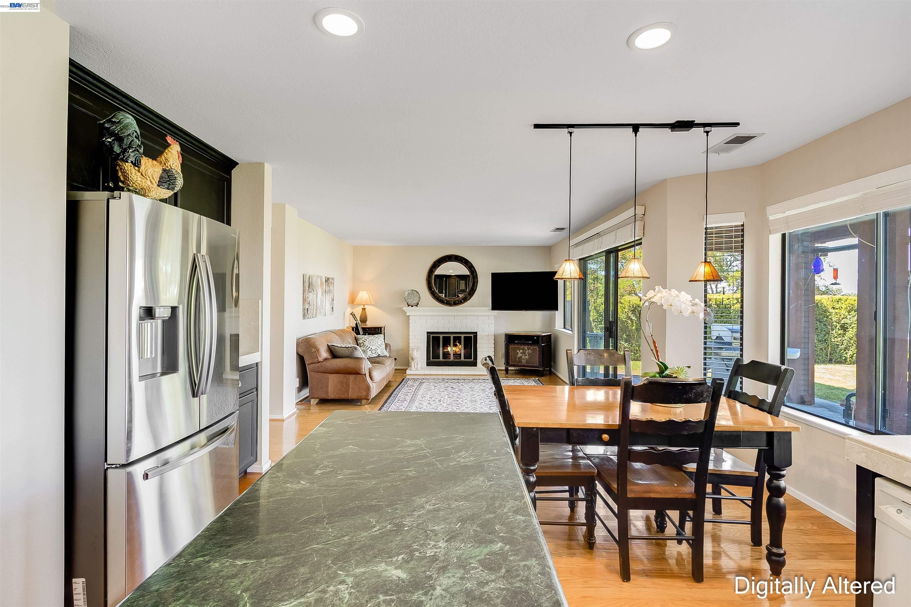 2321 Ascot Pkwy