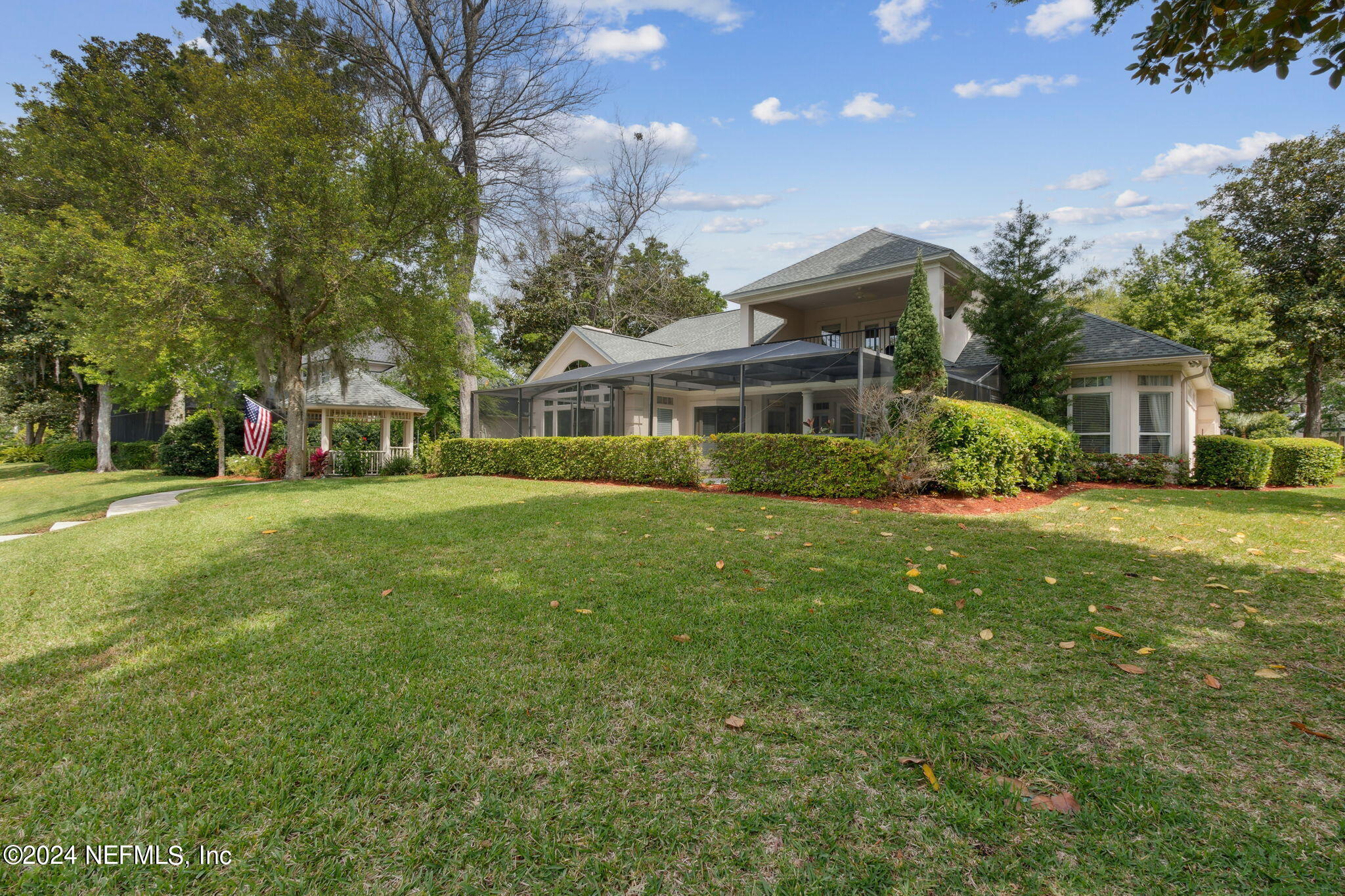 736 SHIPWATCH Drive E
