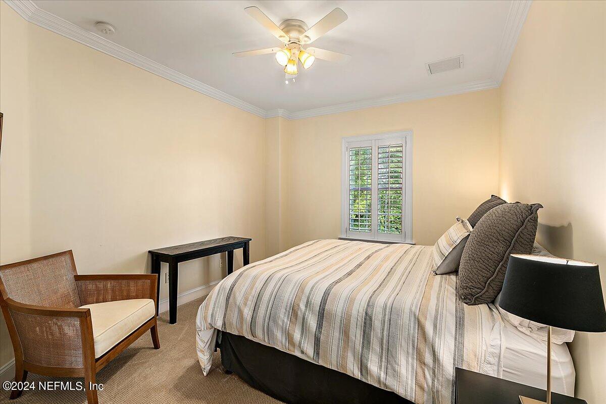 116 RETREAT Place