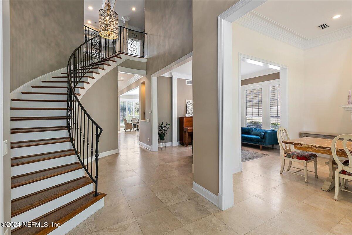 116 RETREAT Place