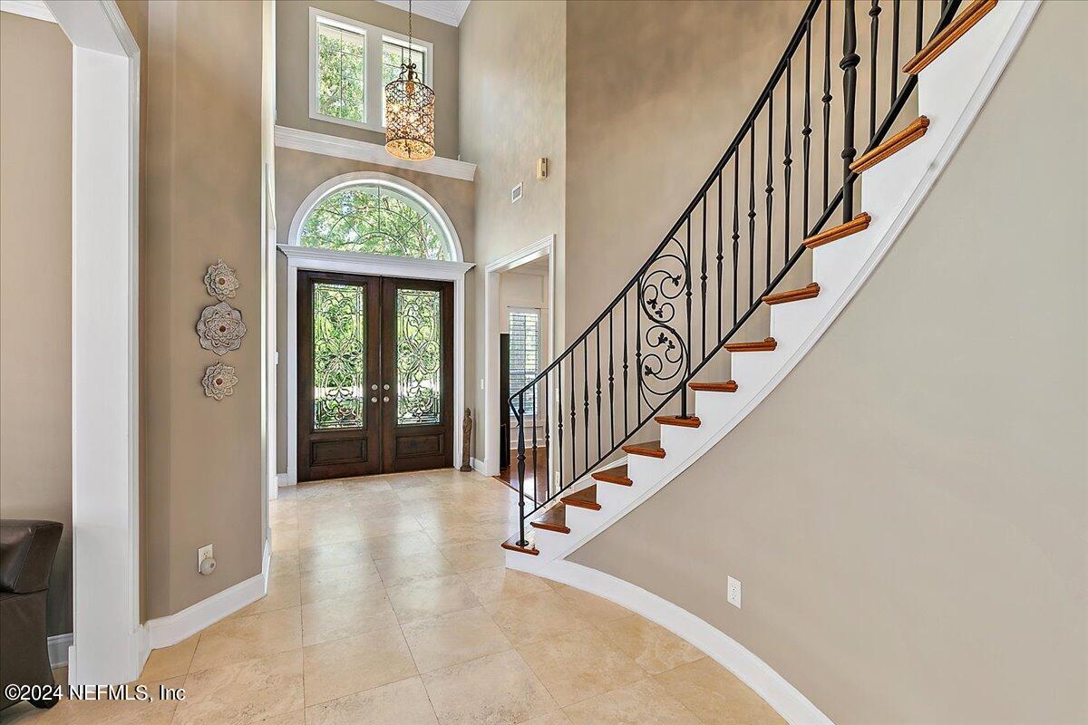 116 RETREAT Place