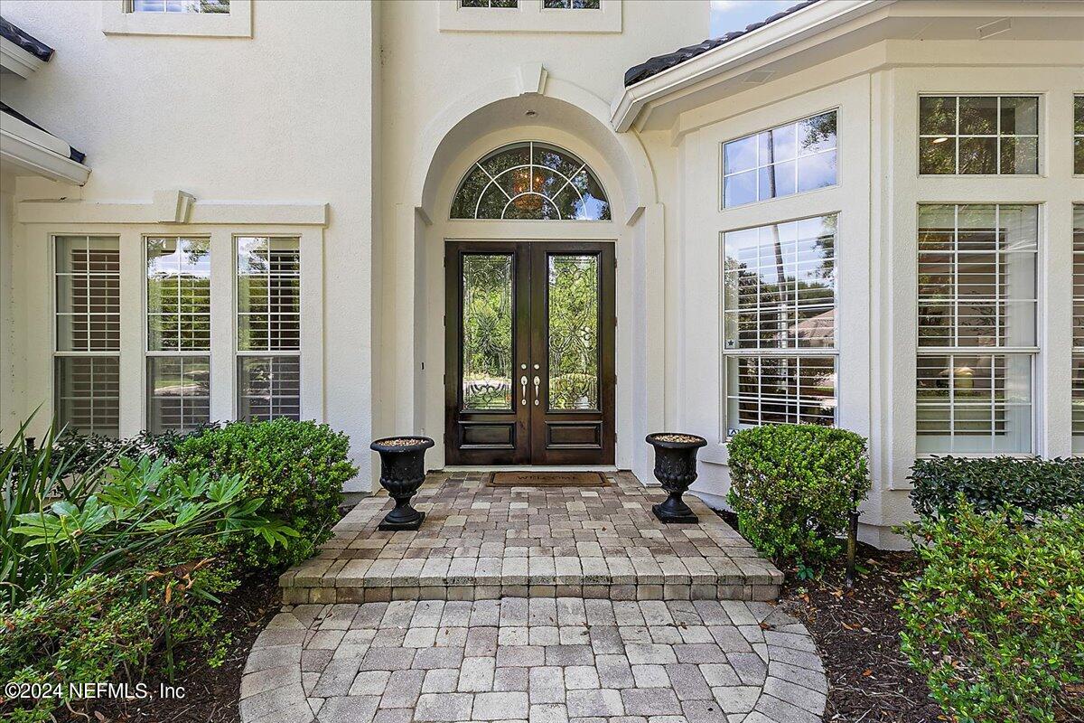 116 RETREAT Place