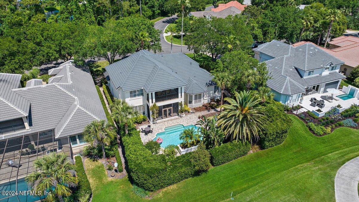 116 RETREAT Place