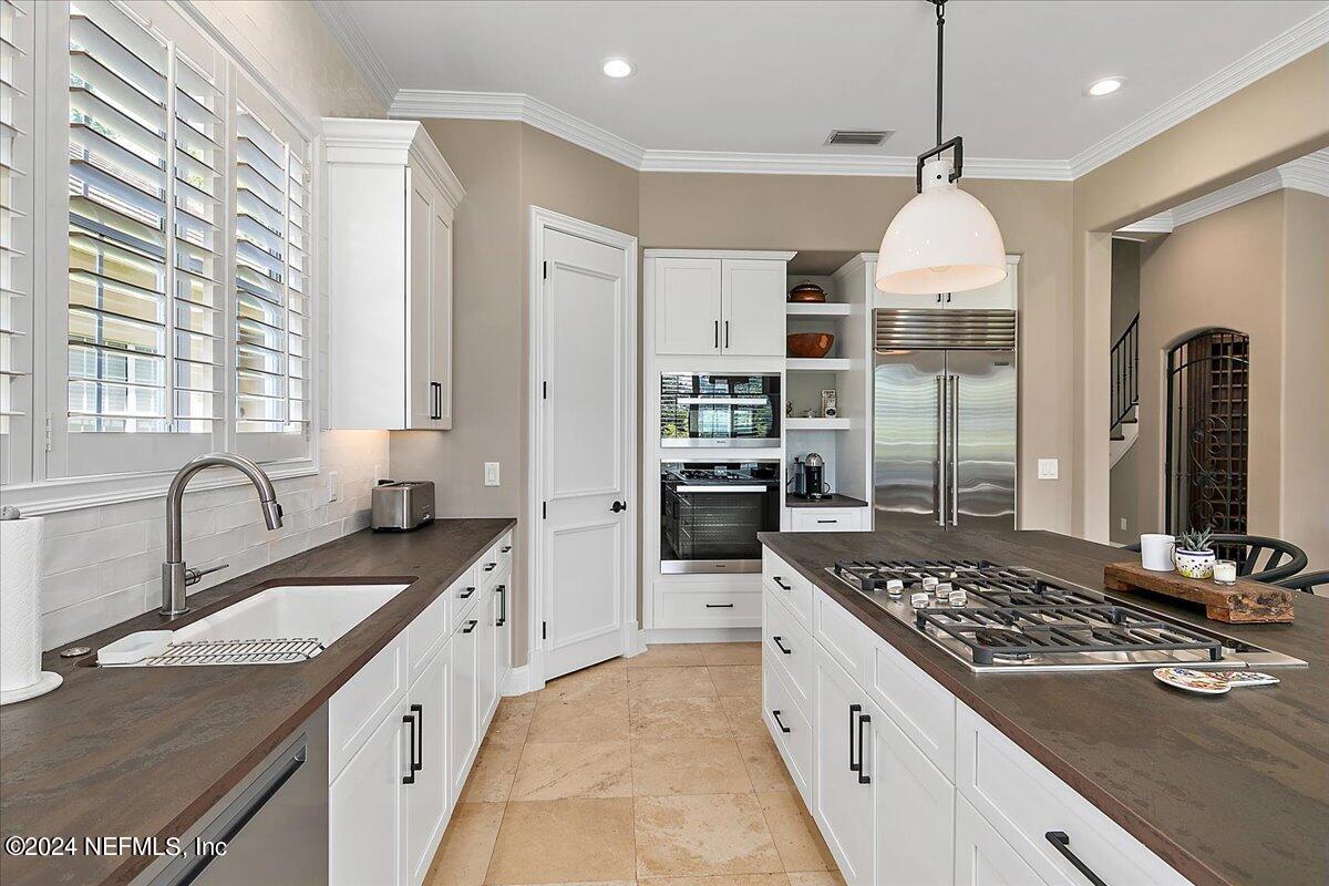 116 RETREAT Place
