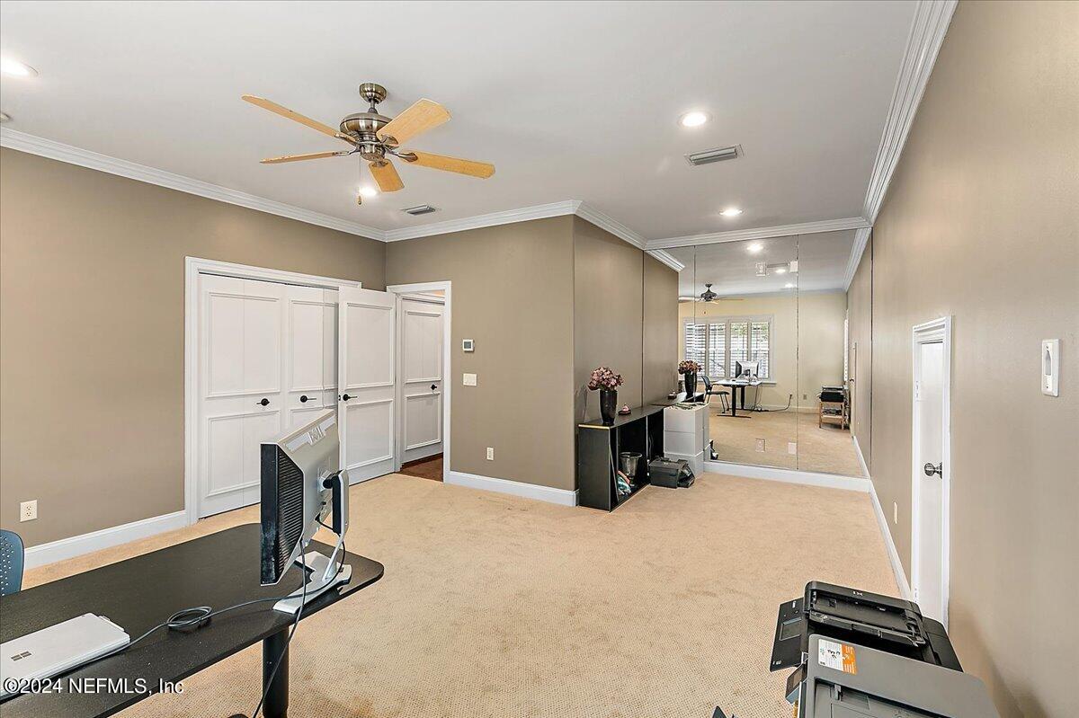 116 RETREAT Place