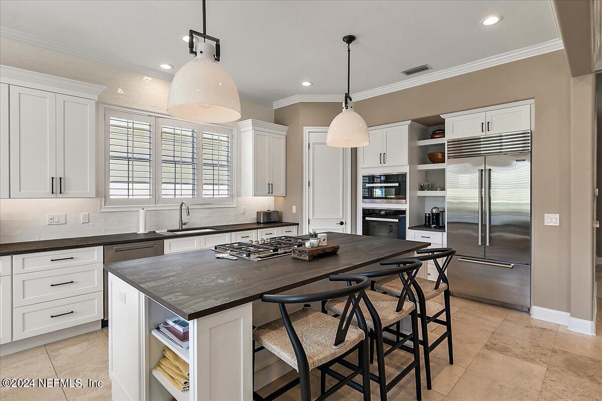 116 RETREAT Place