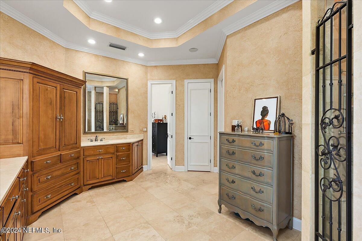 116 RETREAT Place