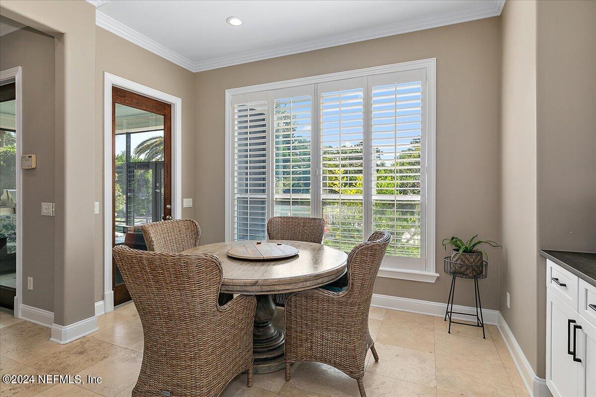 116 RETREAT Place