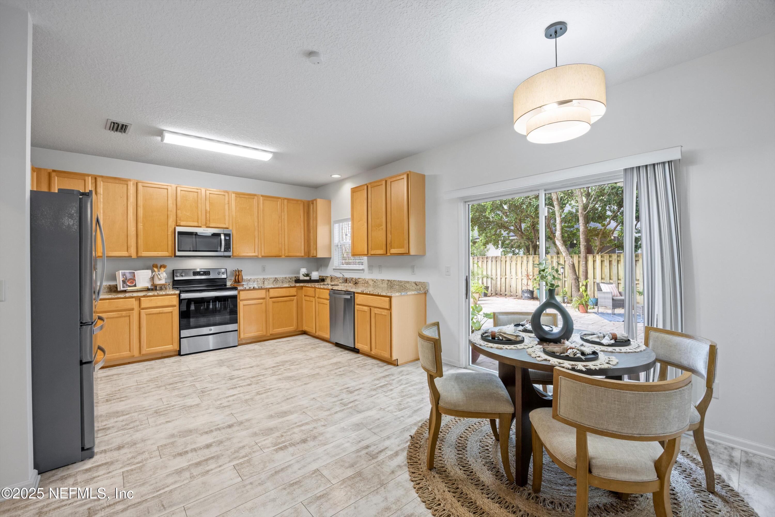 932 W TENNESSEE Trace, St. Johns