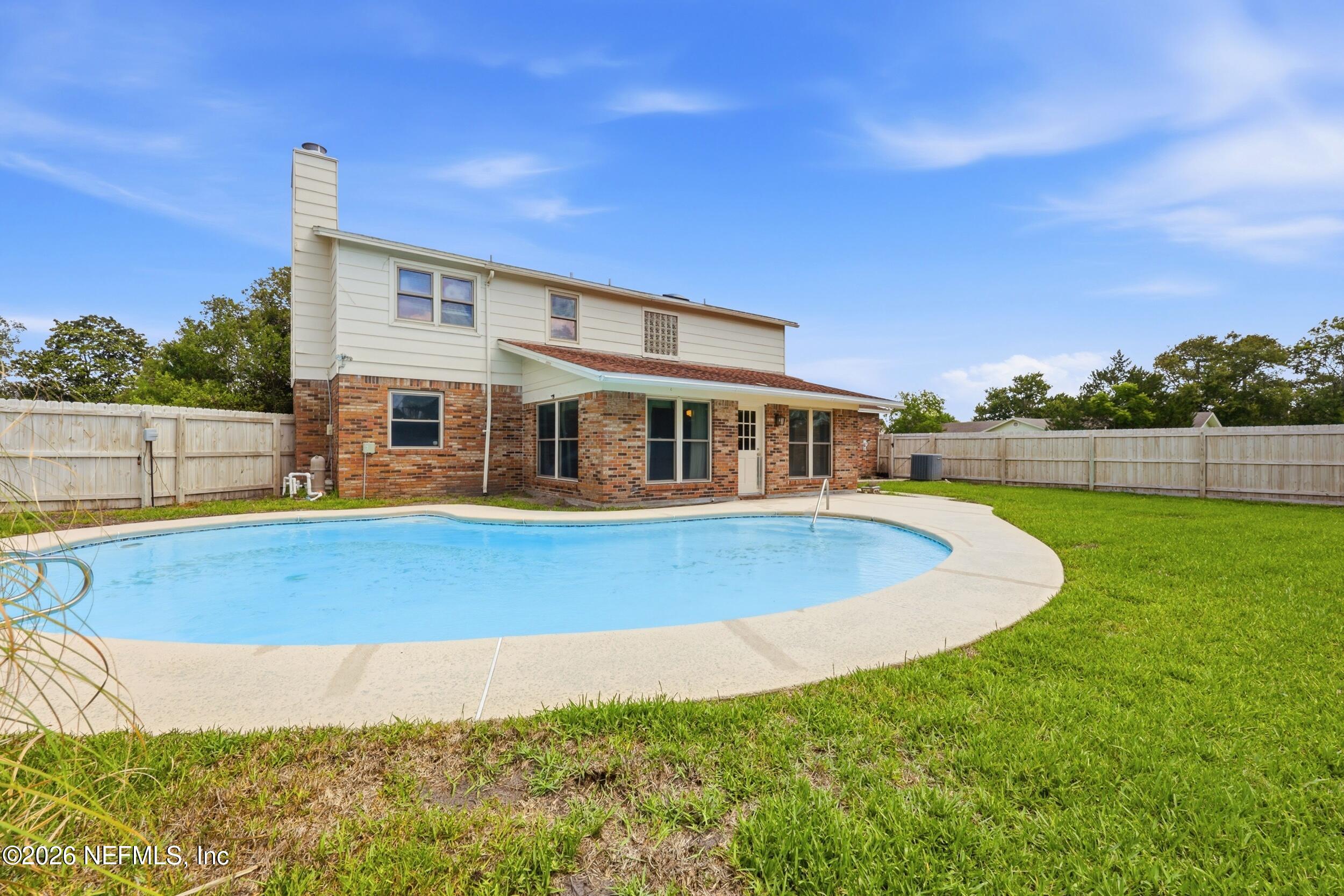 13040 LOBLOLLY Lane S