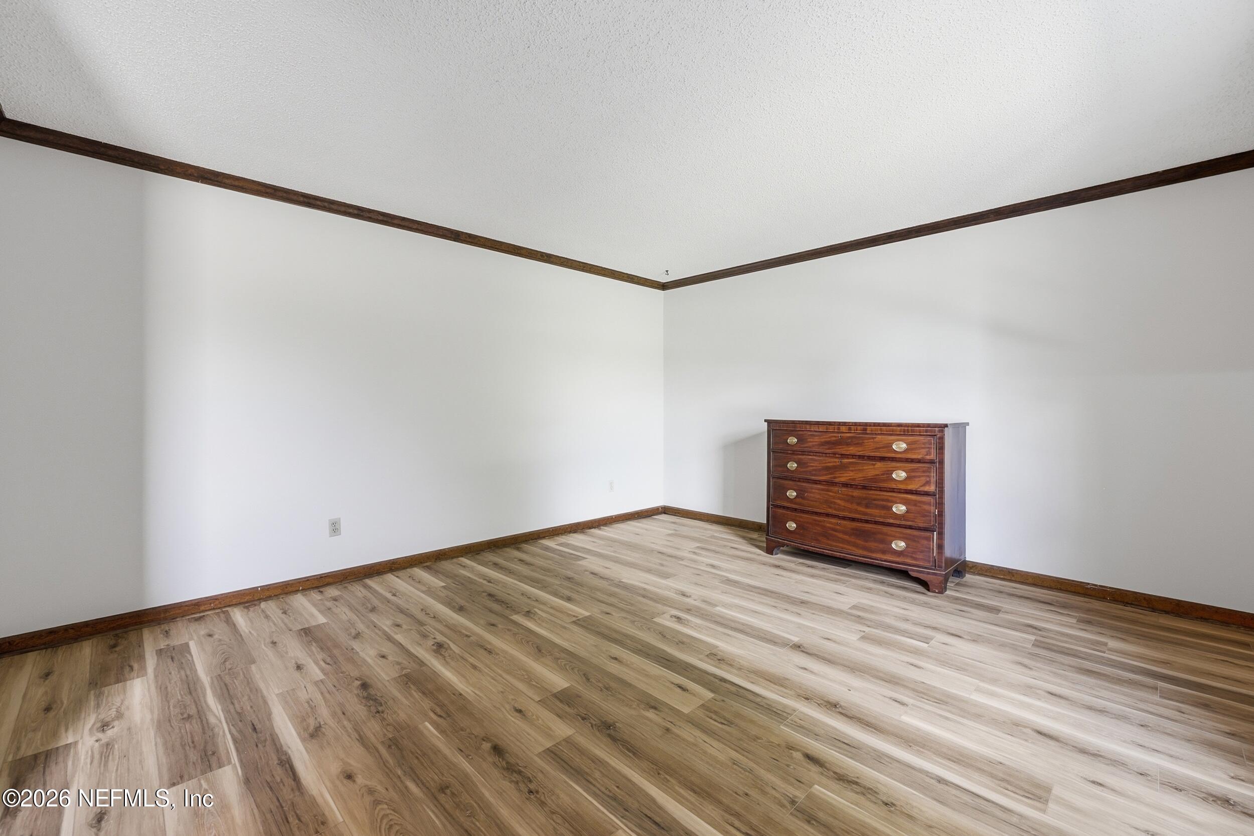 13040 LOBLOLLY Lane S