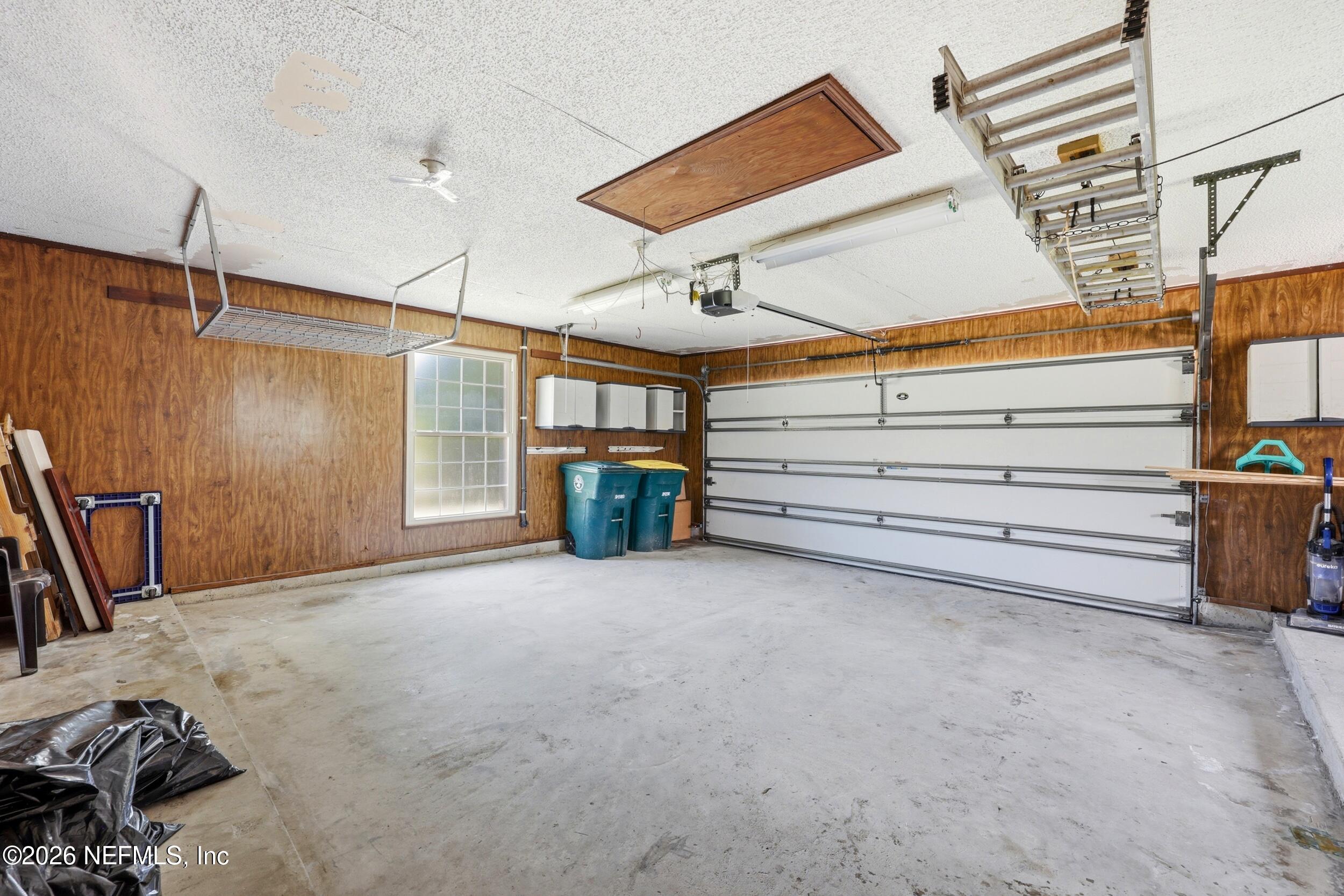 13040 LOBLOLLY Lane S