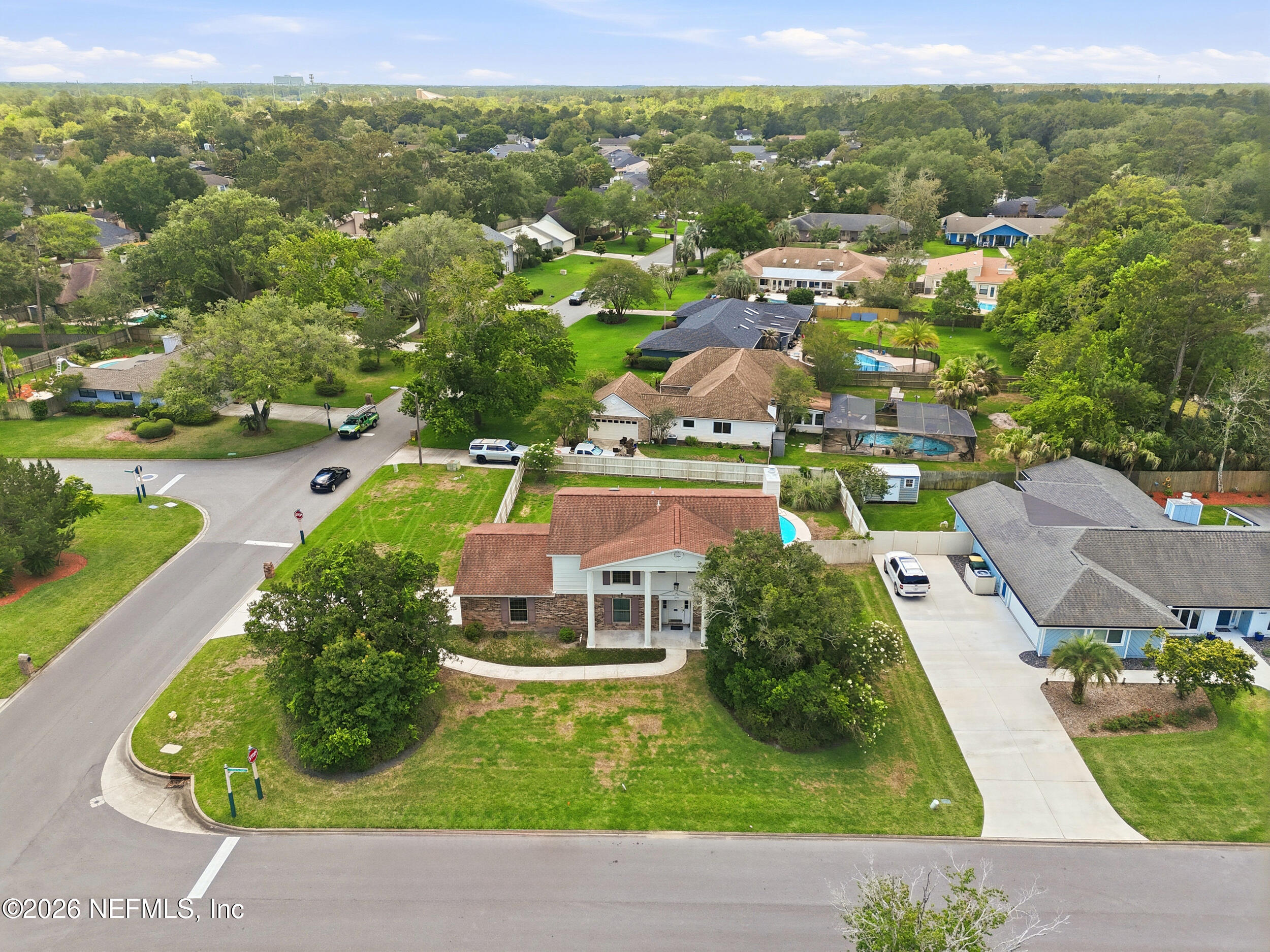 13040 LOBLOLLY Lane S
