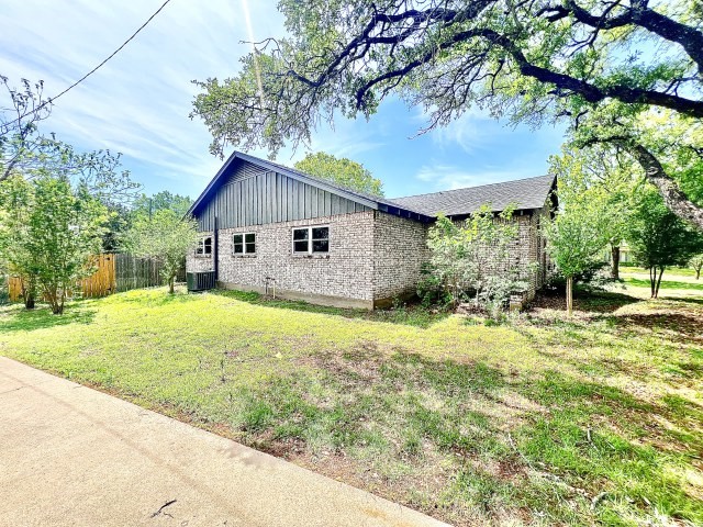 5409 Edinburgh Drive