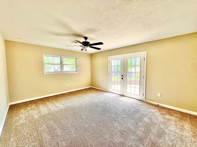 5409 Edinburgh Drive