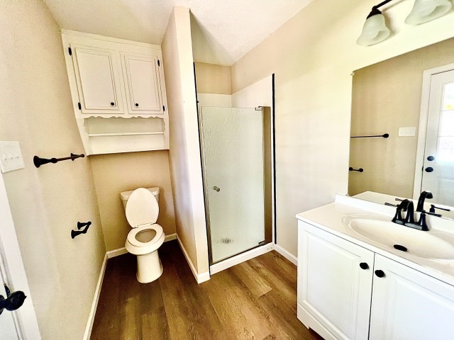 5409 Edinburgh Drive