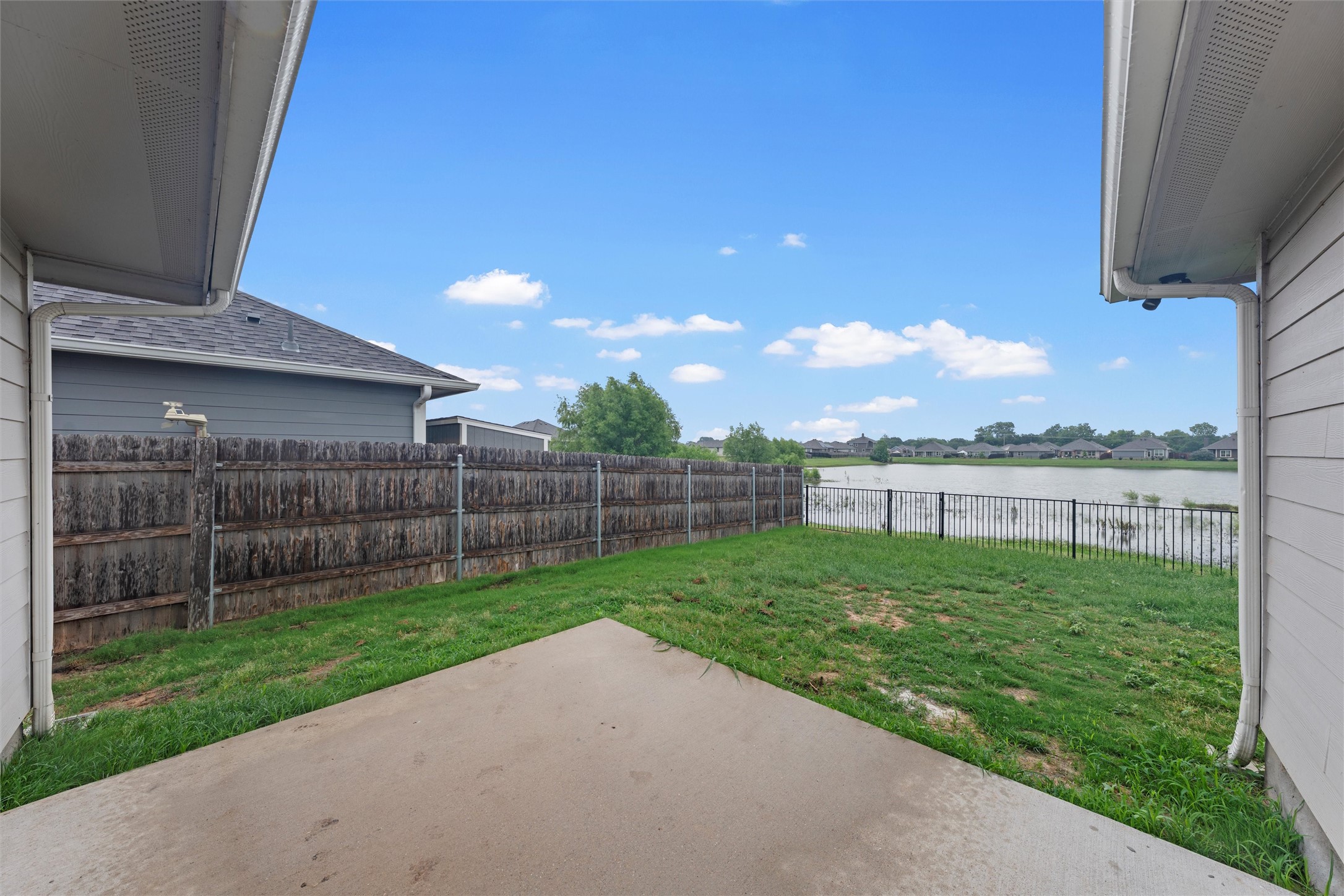 3925 Centerfire Road