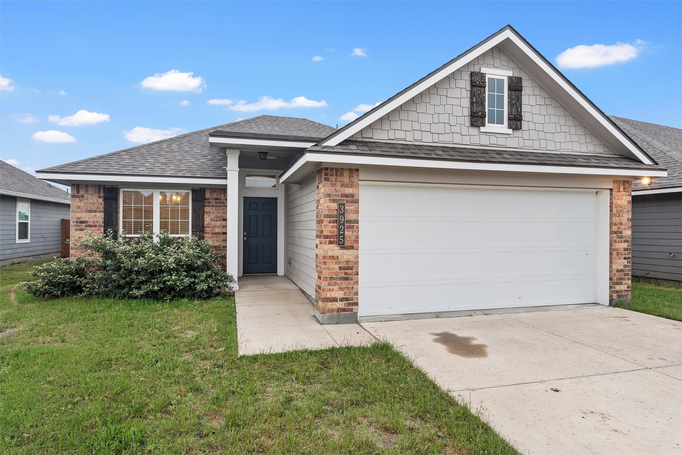 3925 Centerfire Road