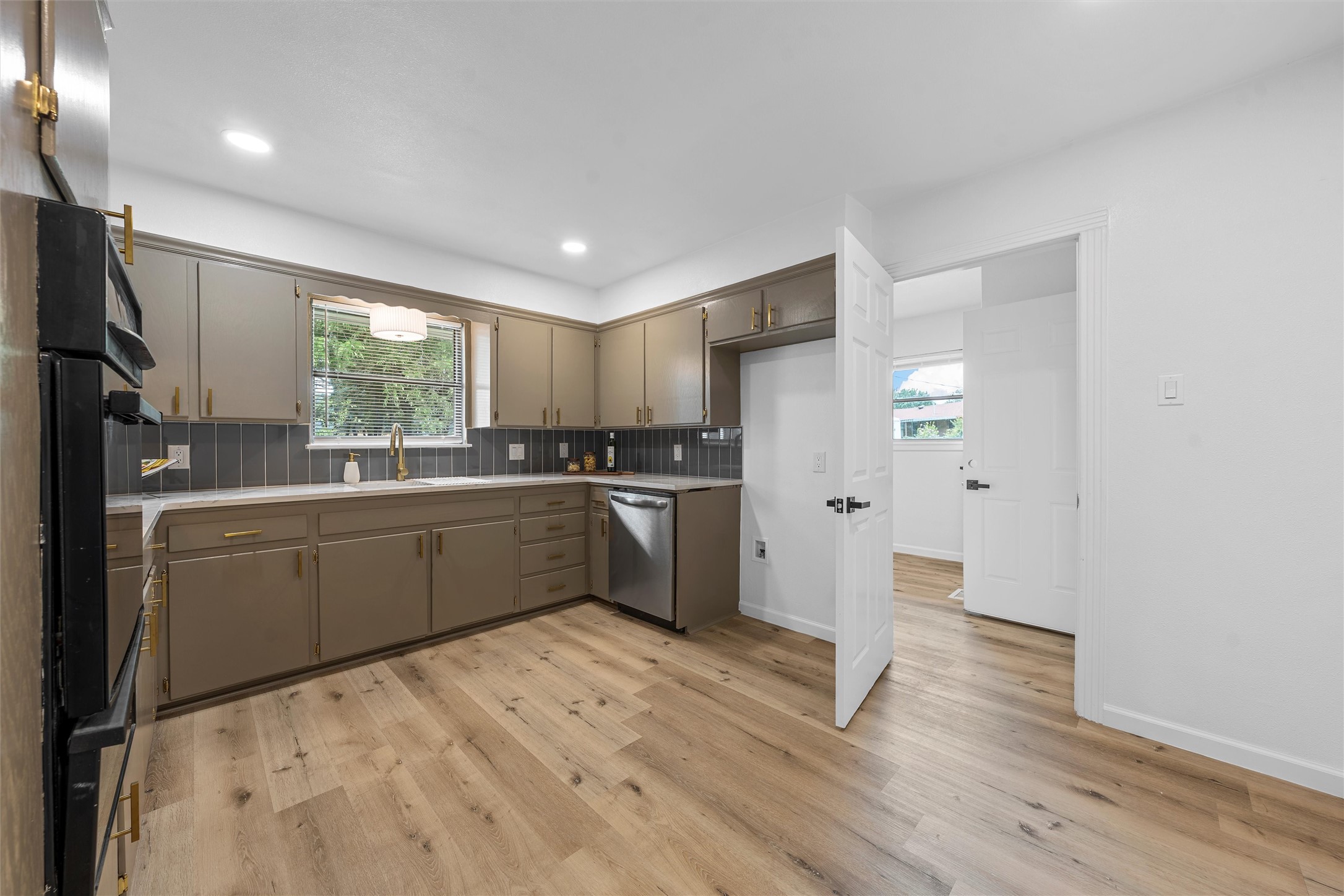 1813 Madera Drive