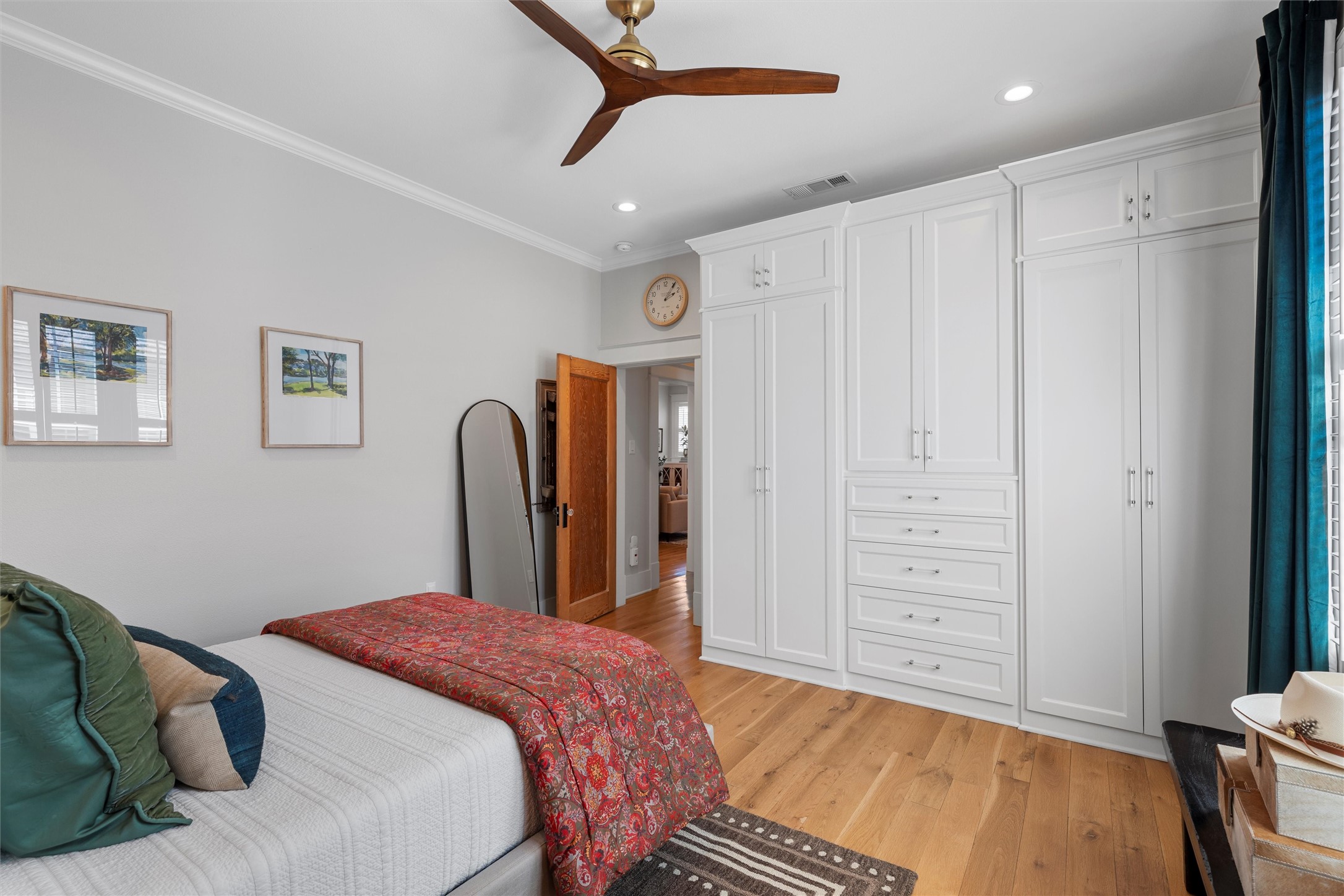 2217 Washington Avenue