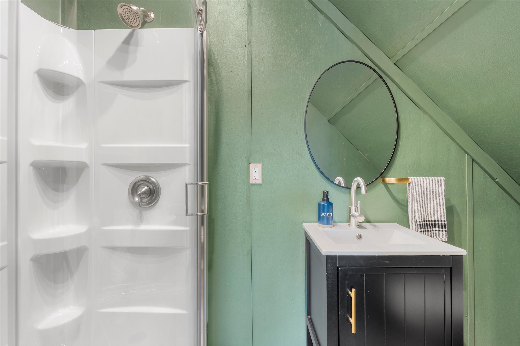 2217 Washington Avenue