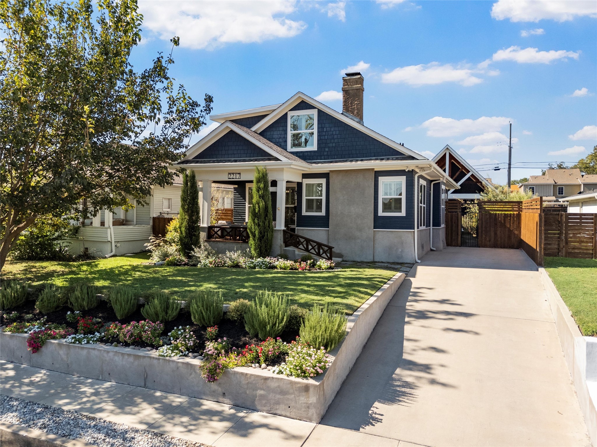 2217 Washington Avenue