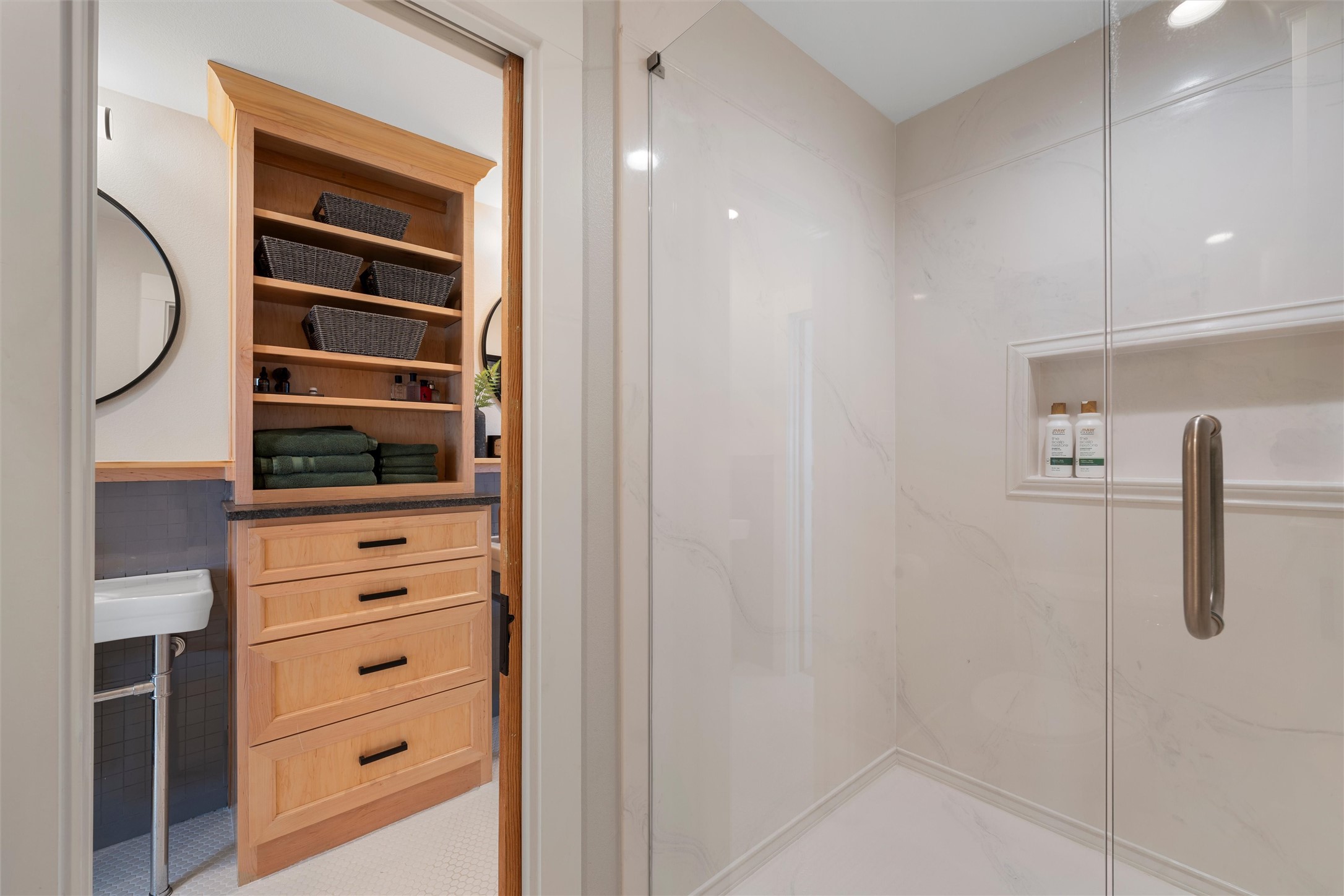 2217 Washington Avenue