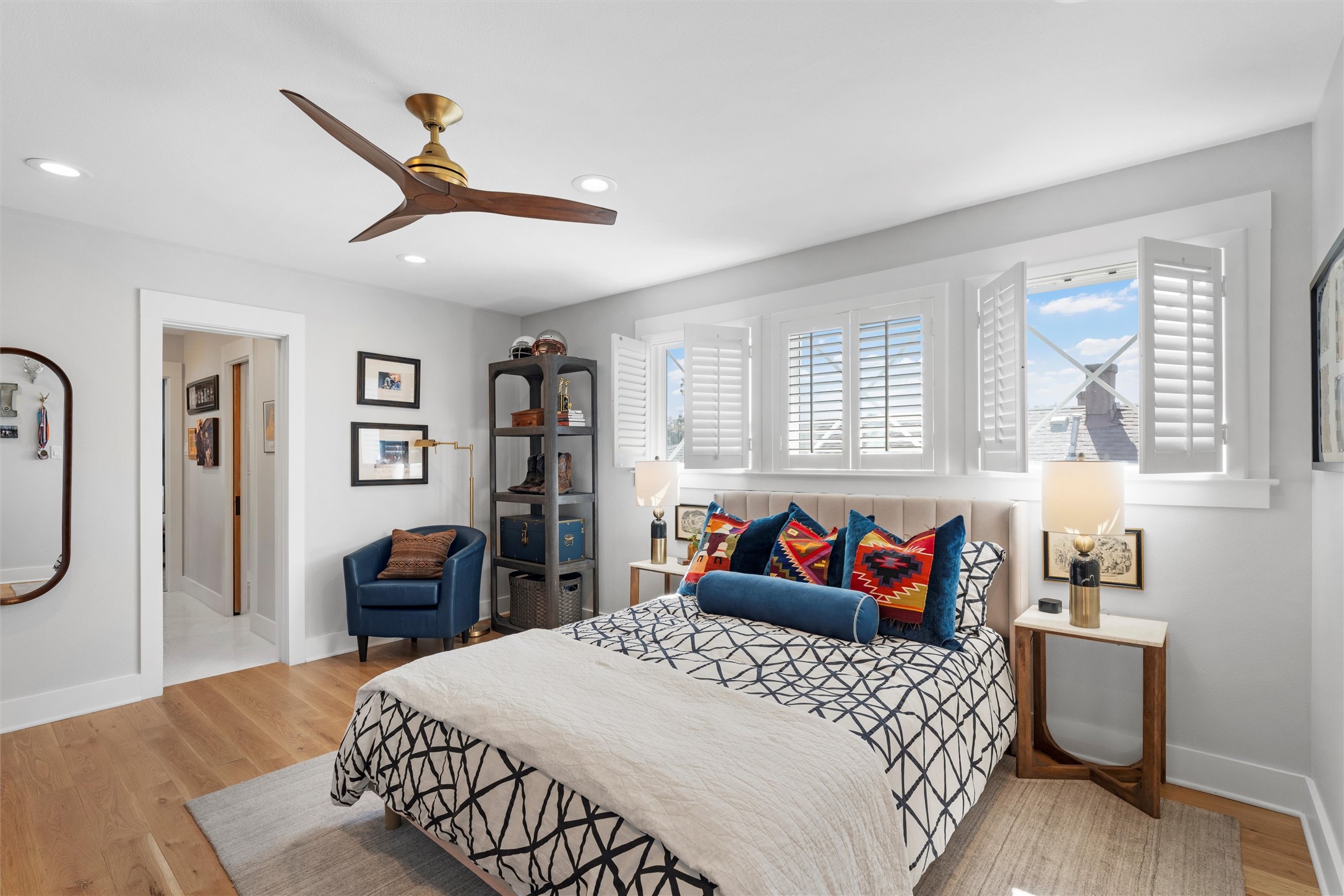 2217 Washington Avenue