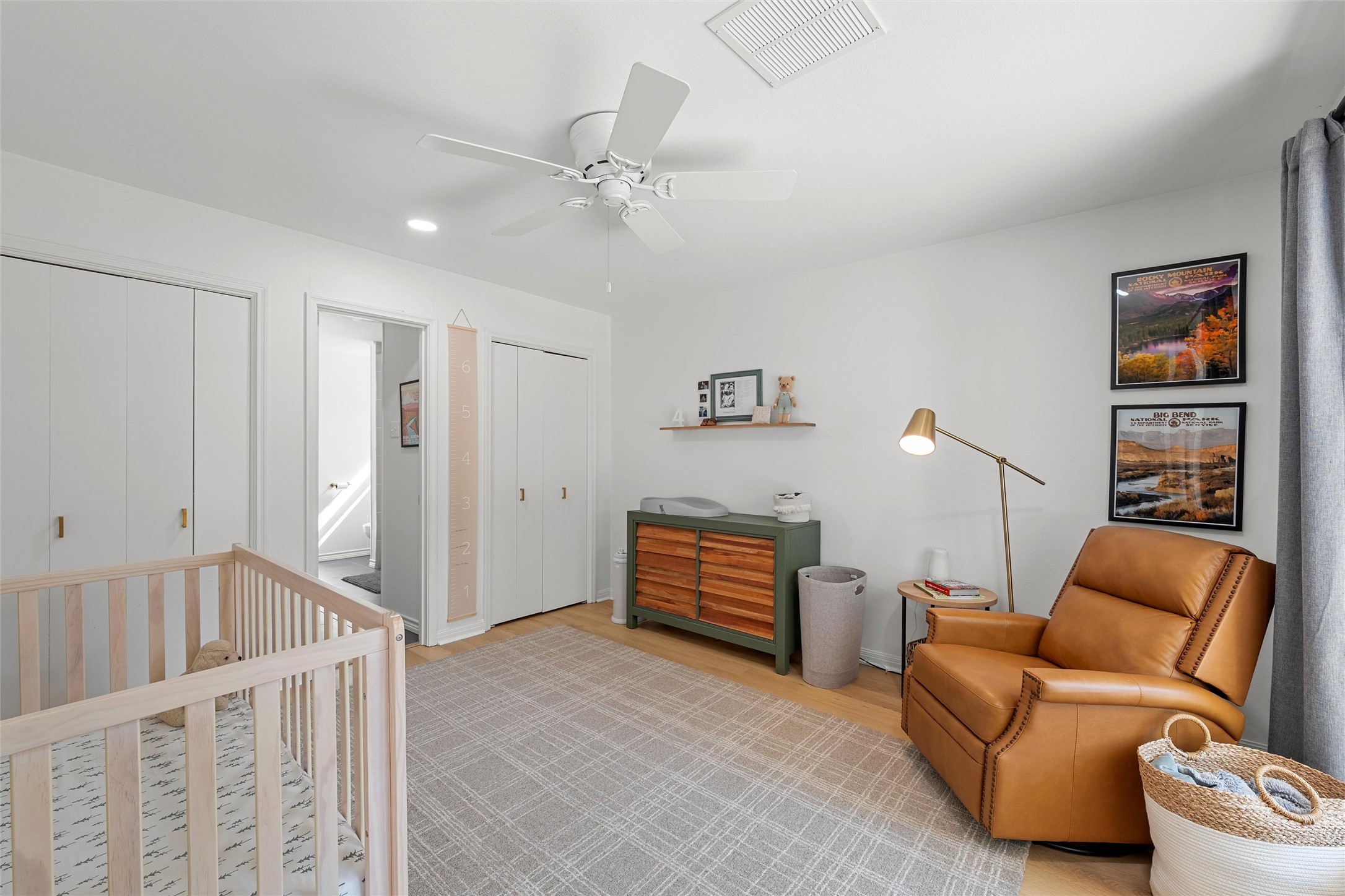 5625 Lake Jackson Street