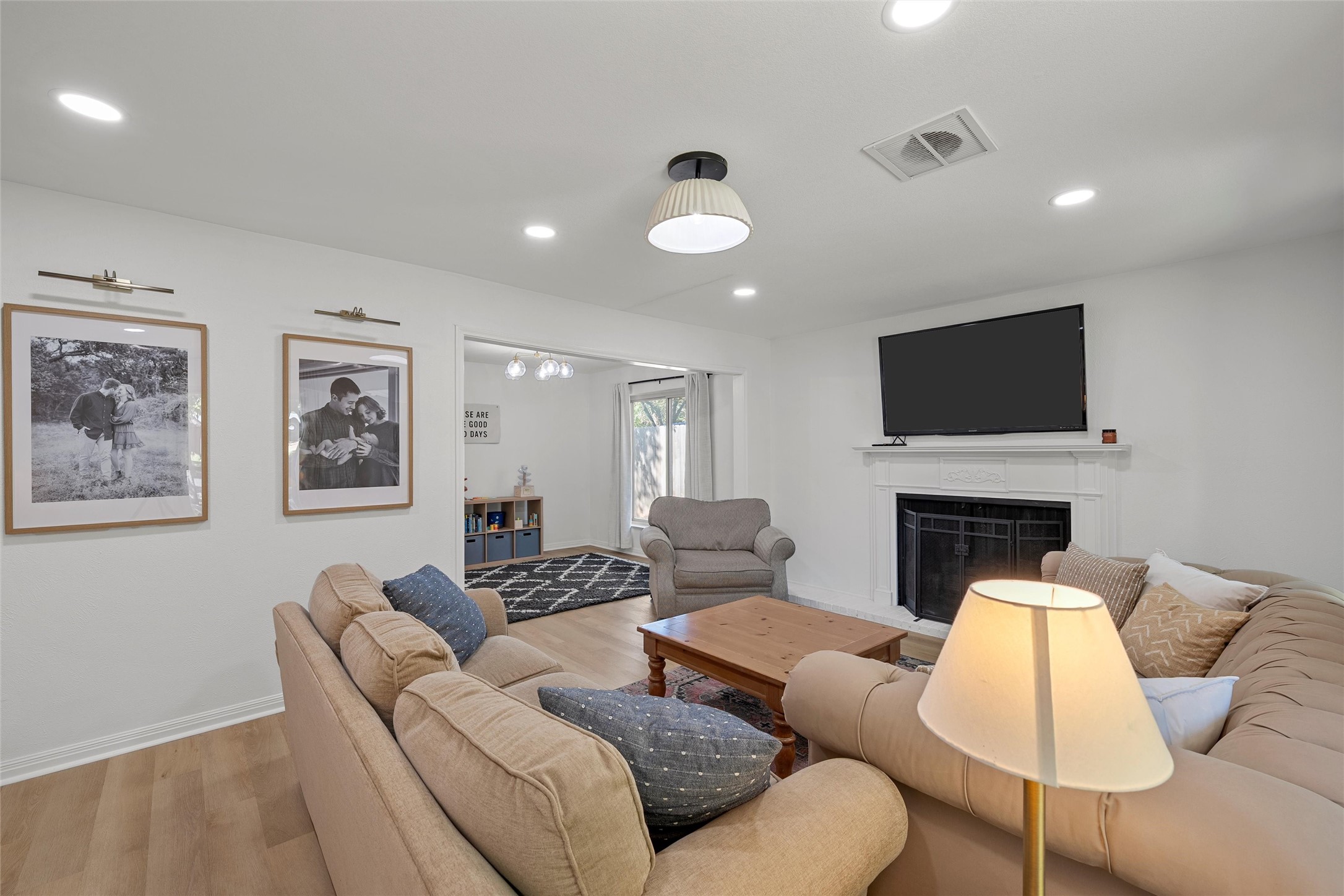 5625 Lake Jackson Street