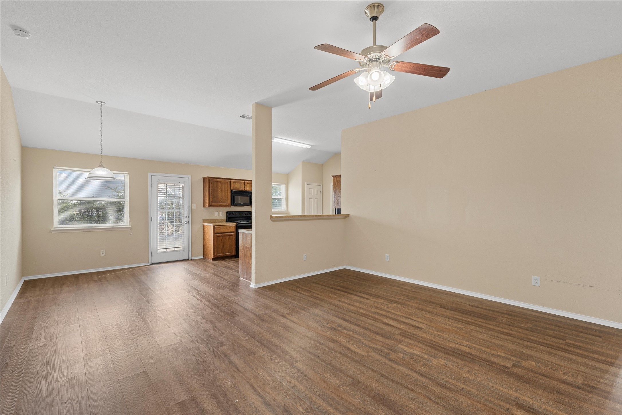 640 Apple Cross Court