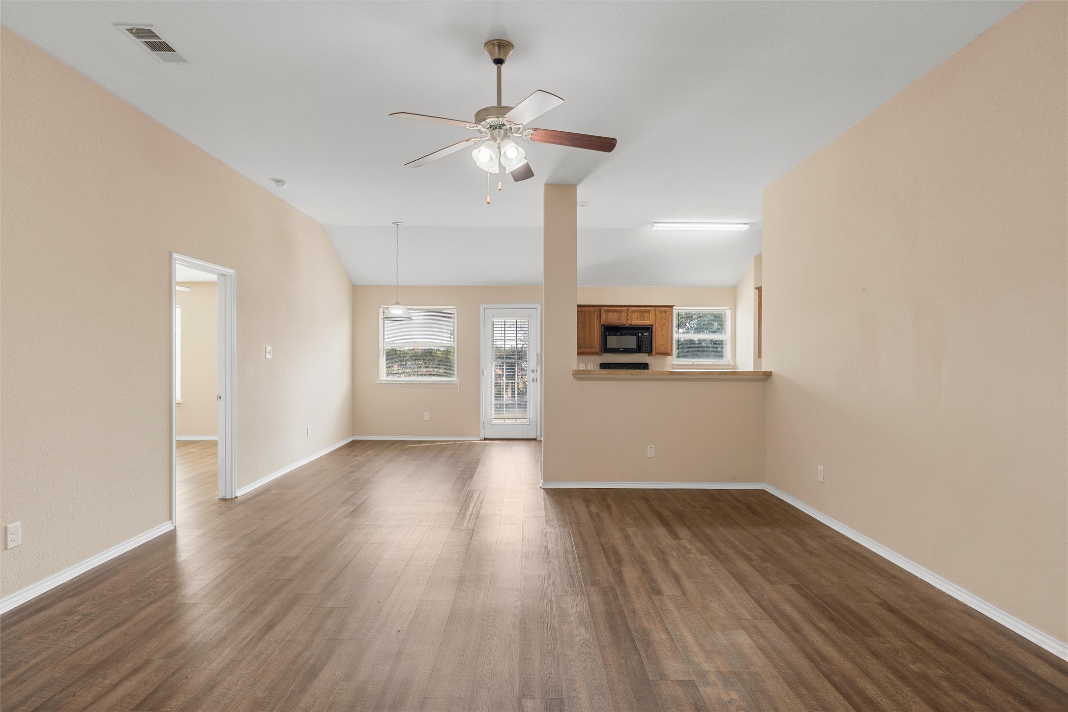 640 Apple Cross Court