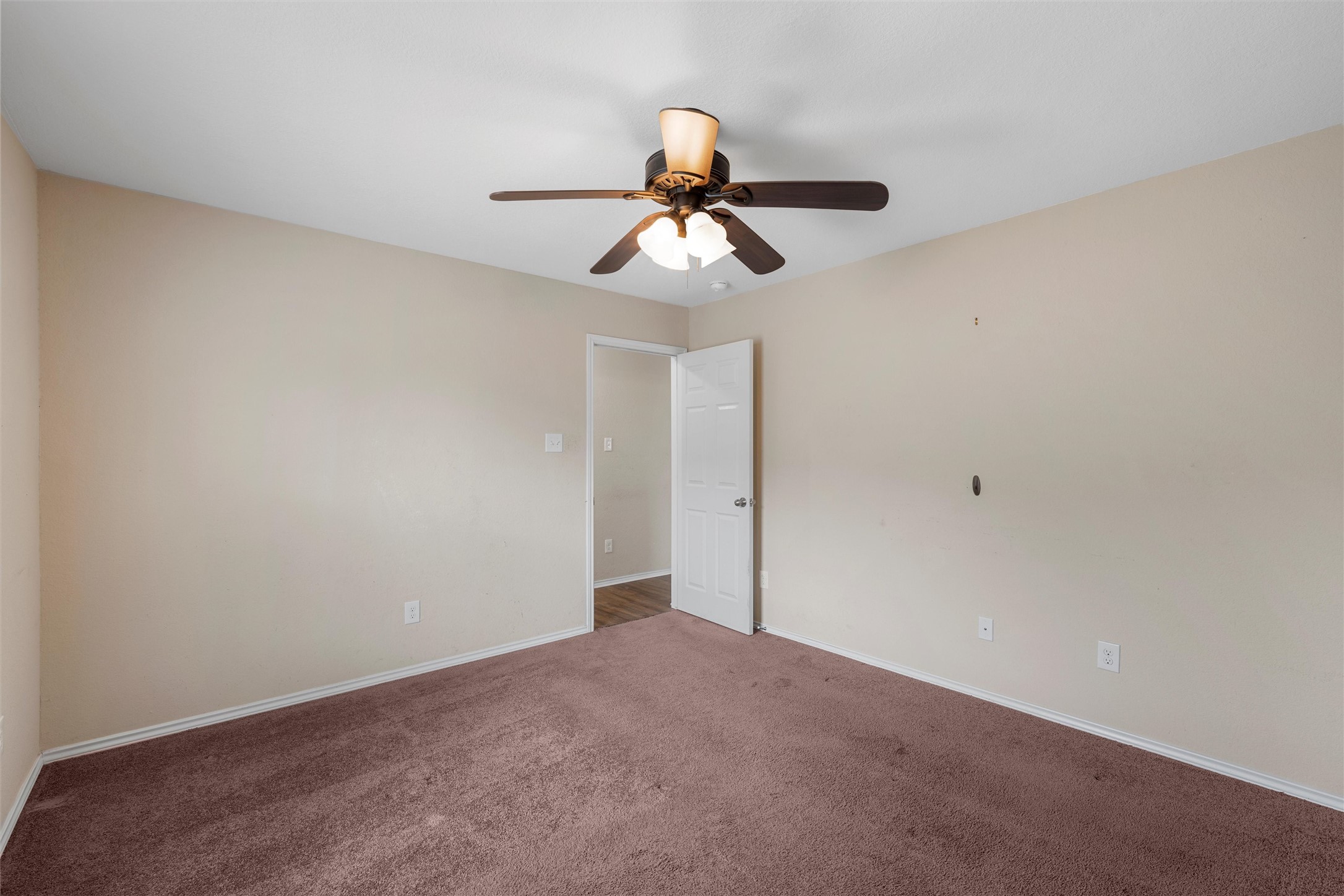 640 Apple Cross Court