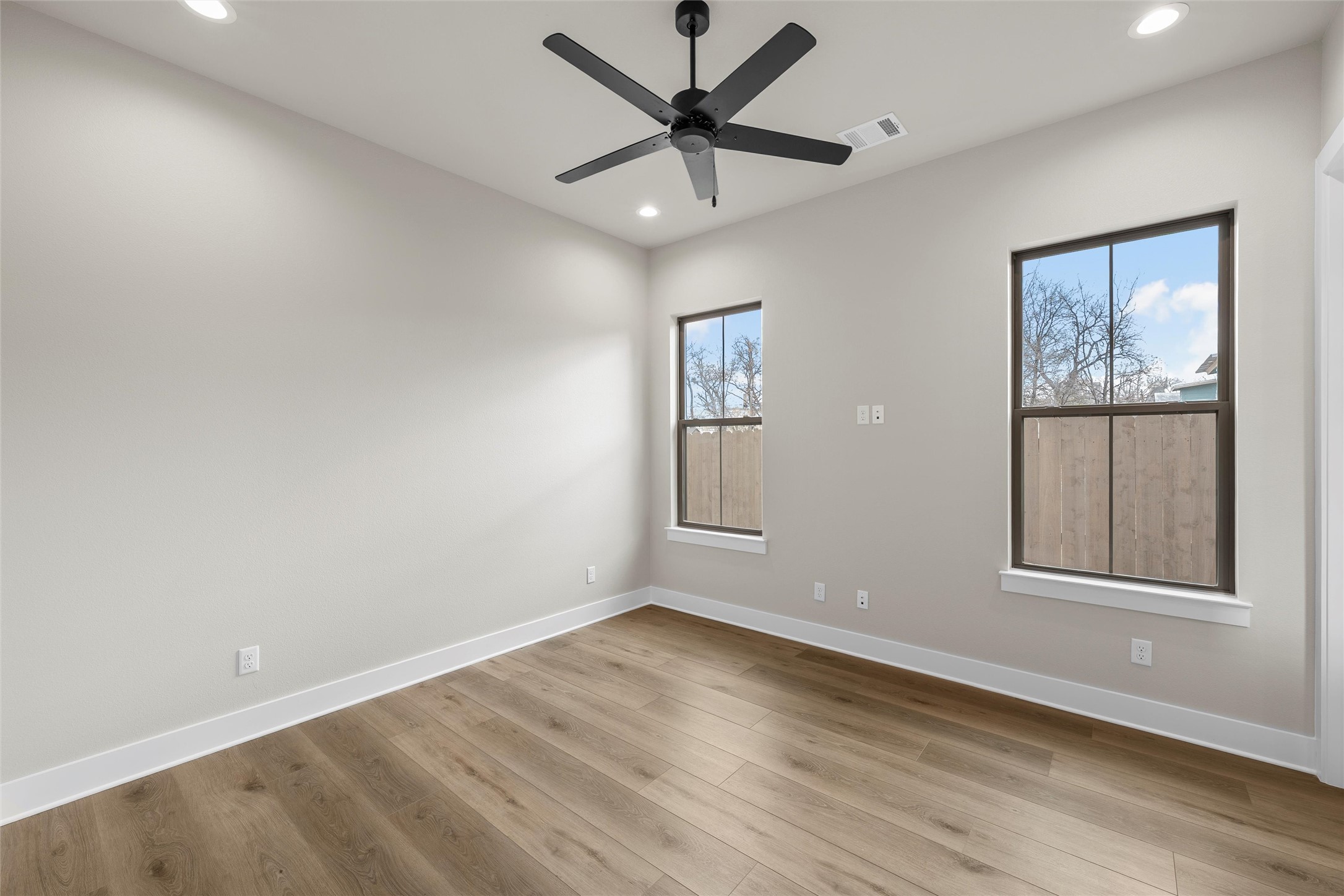 529 N 10th Street