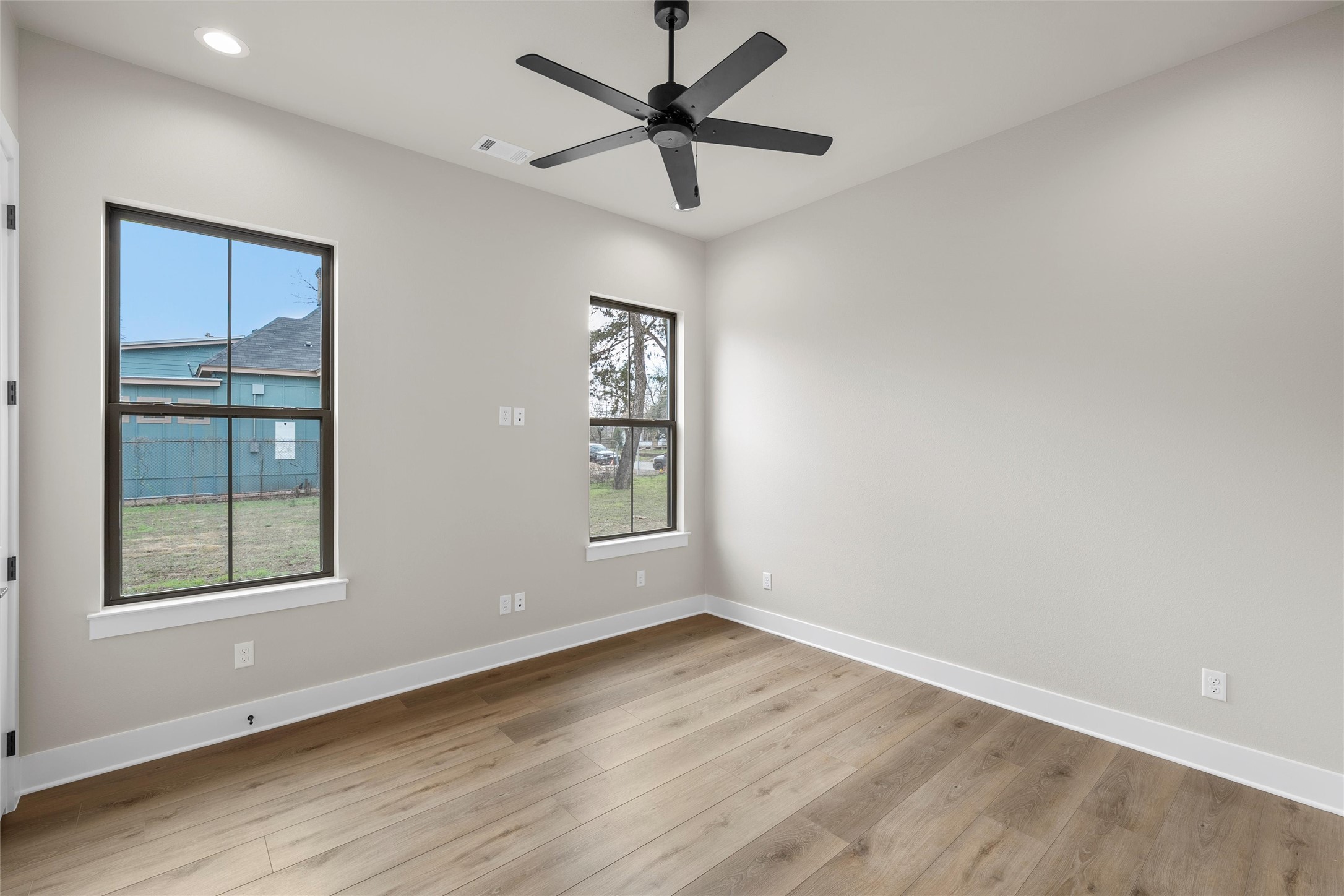 529 N 10th Street