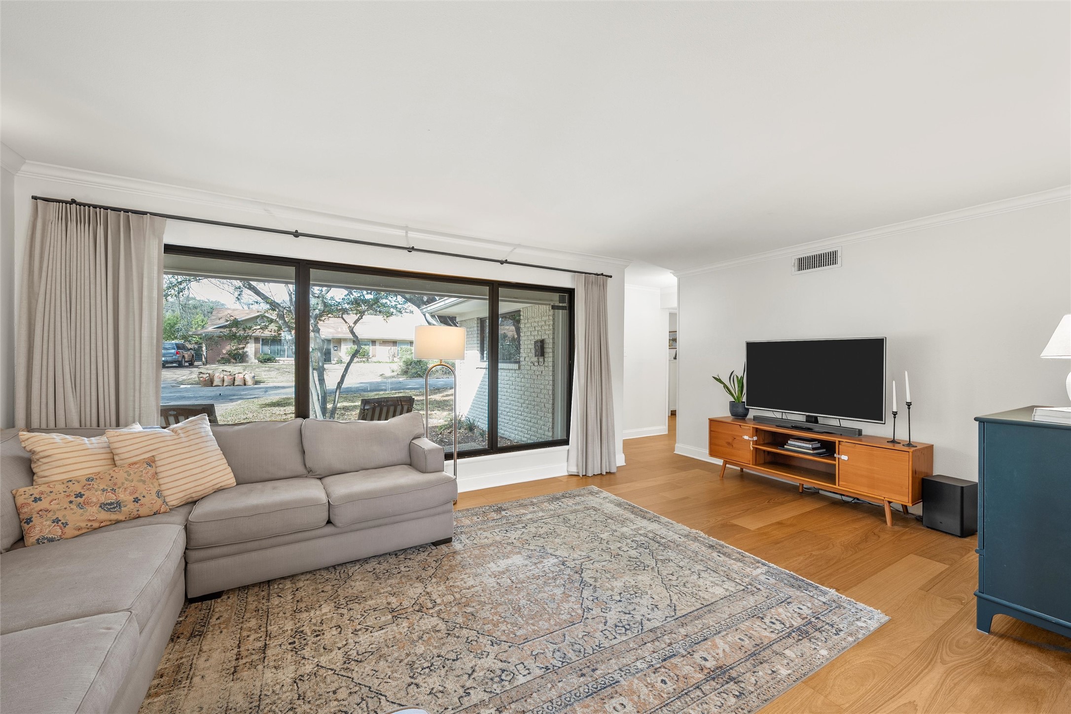 5424 Lake Lindenwood Drive